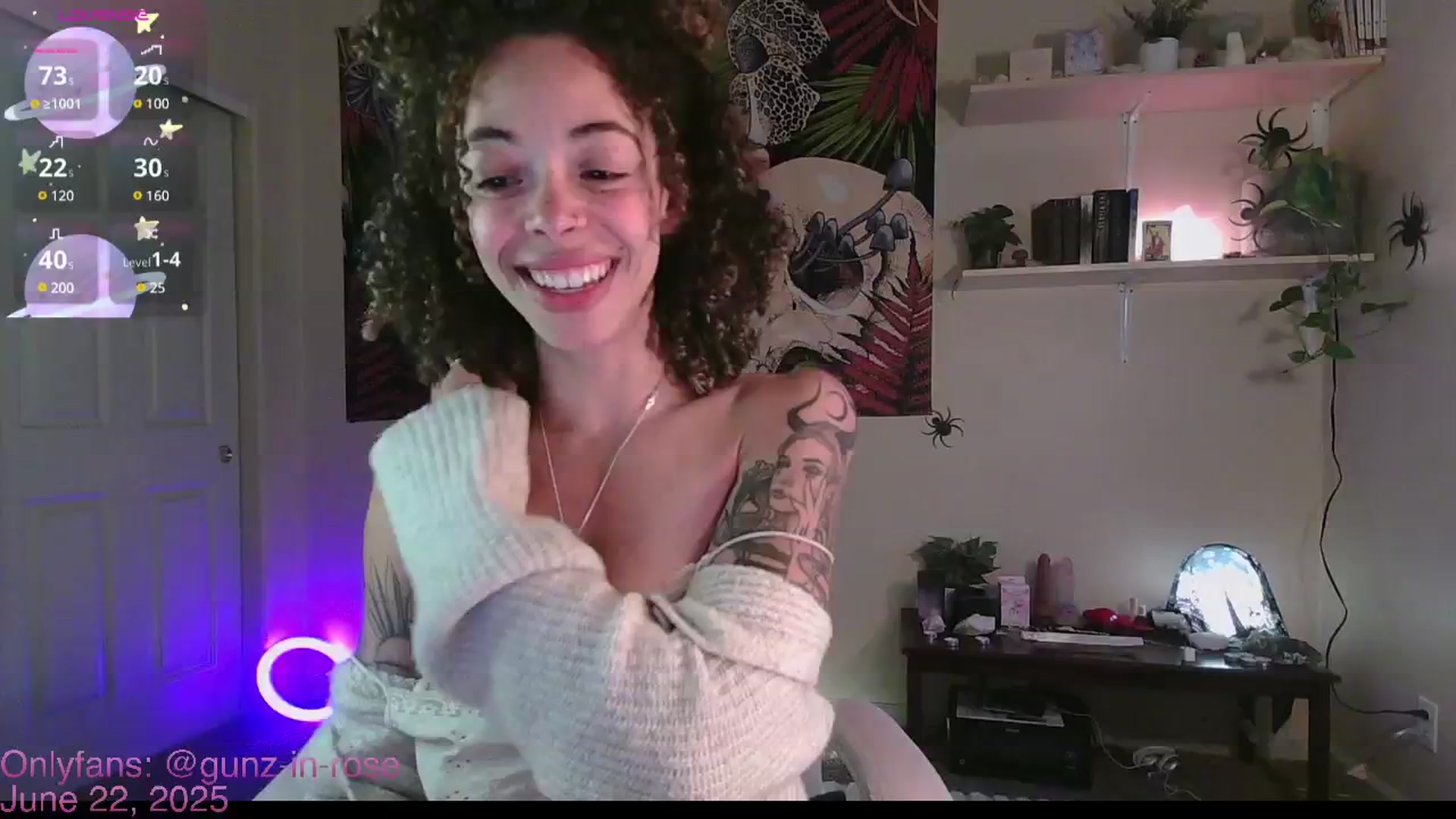 Gallery image thumbnail from kylierose's myfreecams stream on, 06/22/2025, 16:35 image 12 of 20