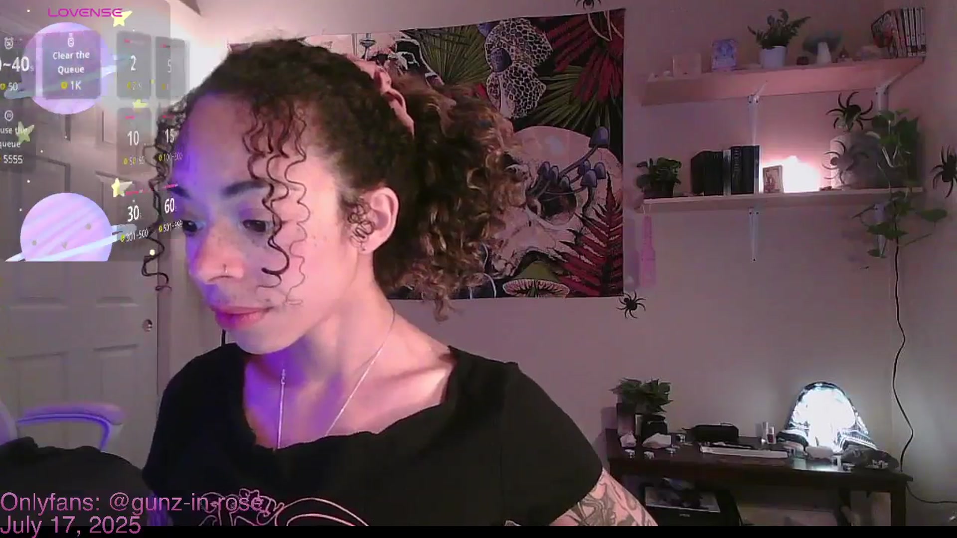 Gallery image thumbnail from kylierose's myfreecams stream on, 07/17/2025, 16:35 image 3 of 20