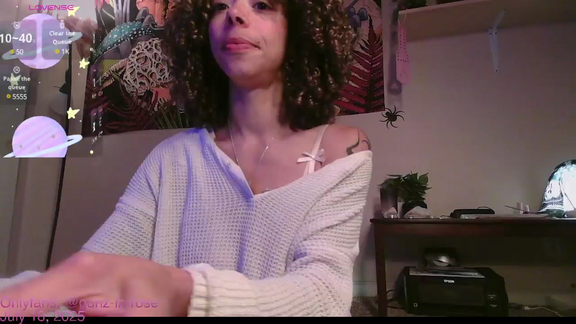 Gallery image thumbnail from kylierose's myfreecams stream on, 07/18/2025, 15:36 image 13 of 20