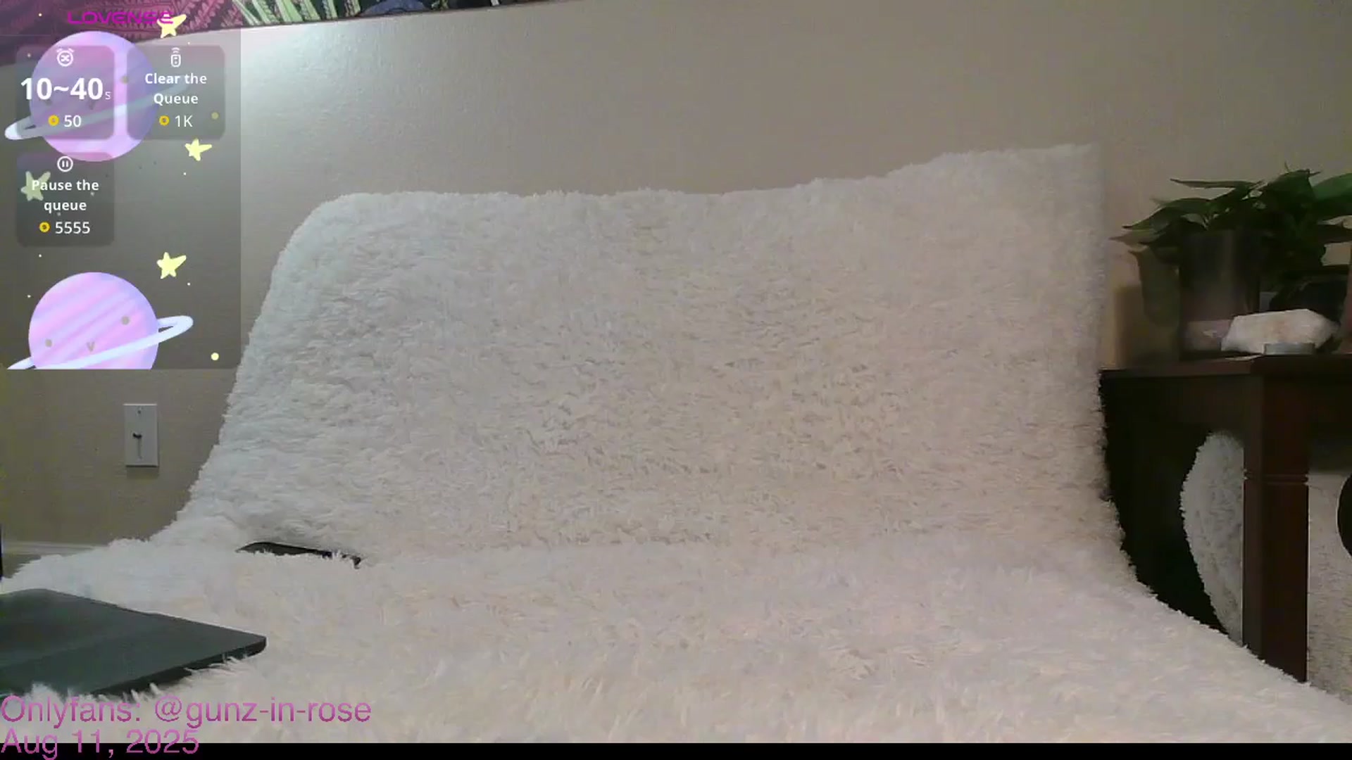 Gallery image thumbnail from kylierose's myfreecams stream on, 08/12/2025, 02:45 image 12 of 20