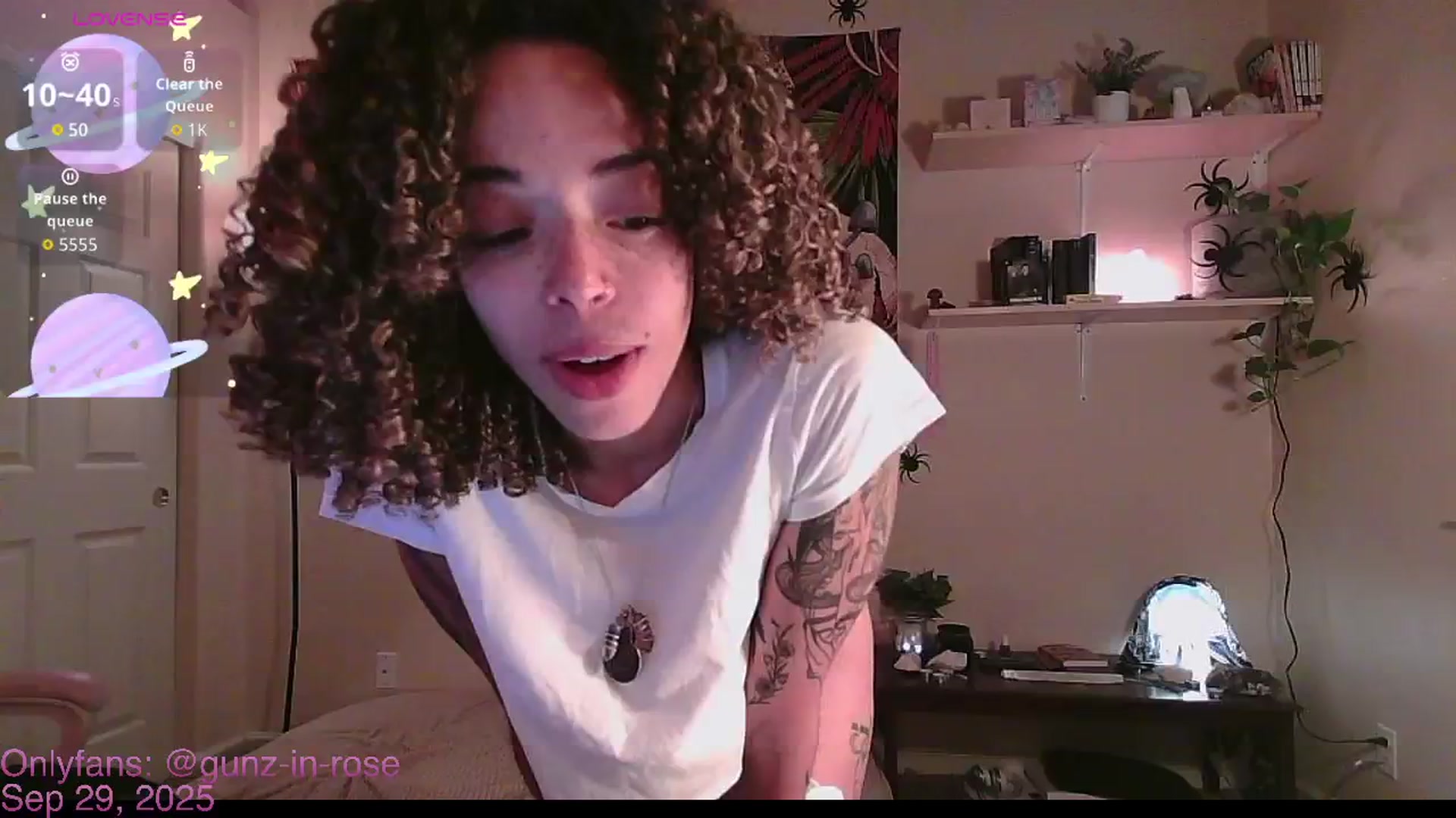 Gallery image thumbnail from kylierose's myfreecams stream on, 09/29/2025, 16:21 image 8 of 20