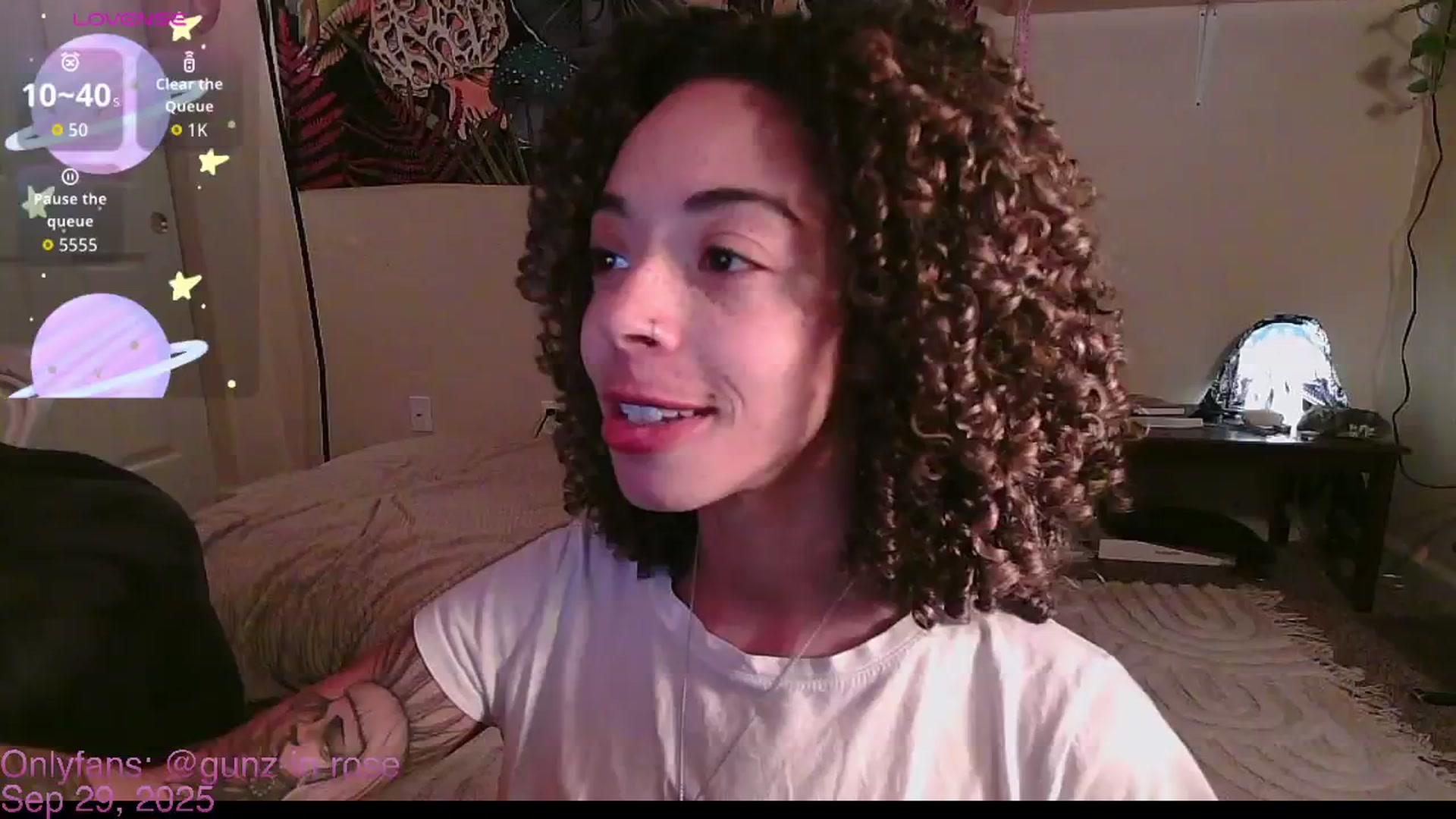 Gallery image thumbnail from kylierose's myfreecams stream on, 09/29/2025, 16:21 image 13 of 20