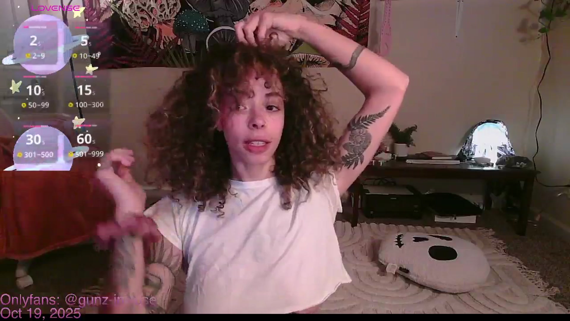 Gallery image thumbnail from kylierose's myfreecams stream on, 10/19/2025, 17:29 image 20 of 20