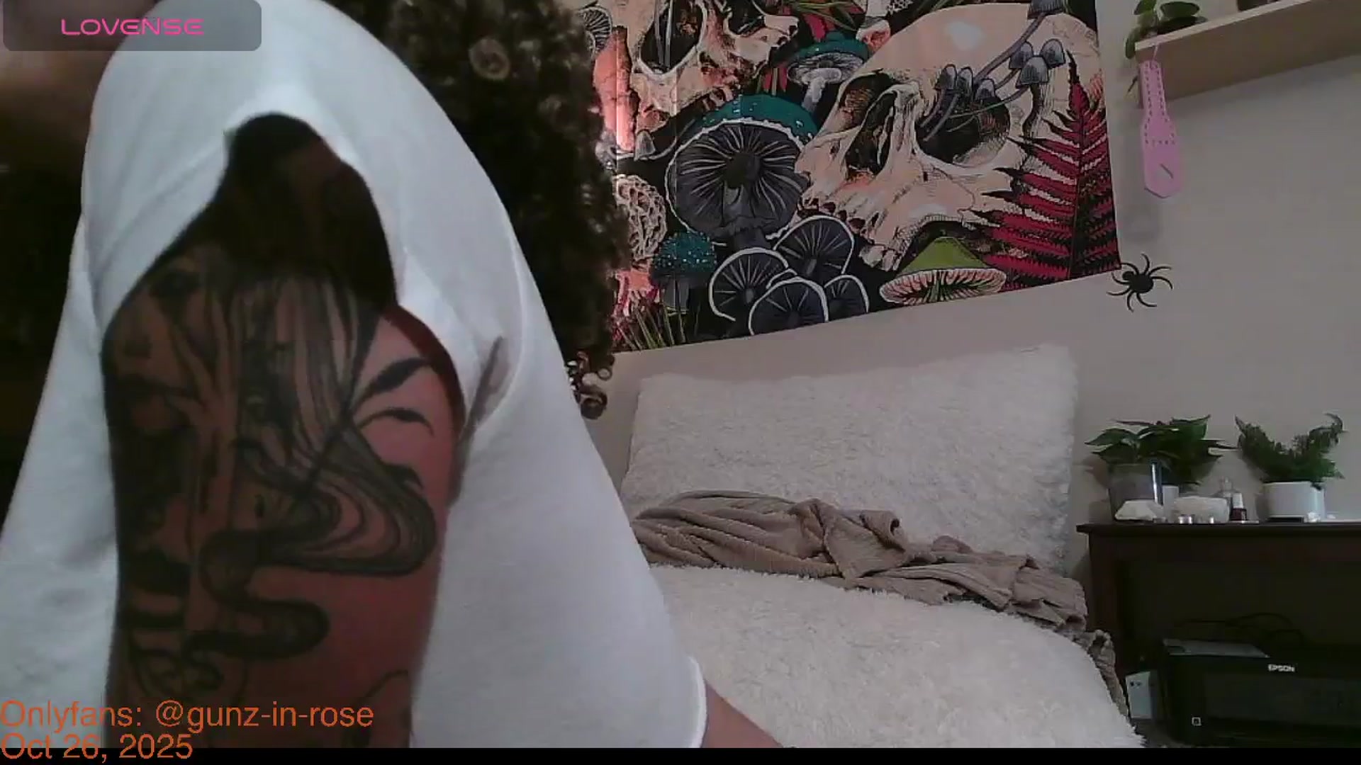 Gallery image thumbnail from kylierose's myfreecams stream on, 10/26/2025, 17:19 image 19 of 20