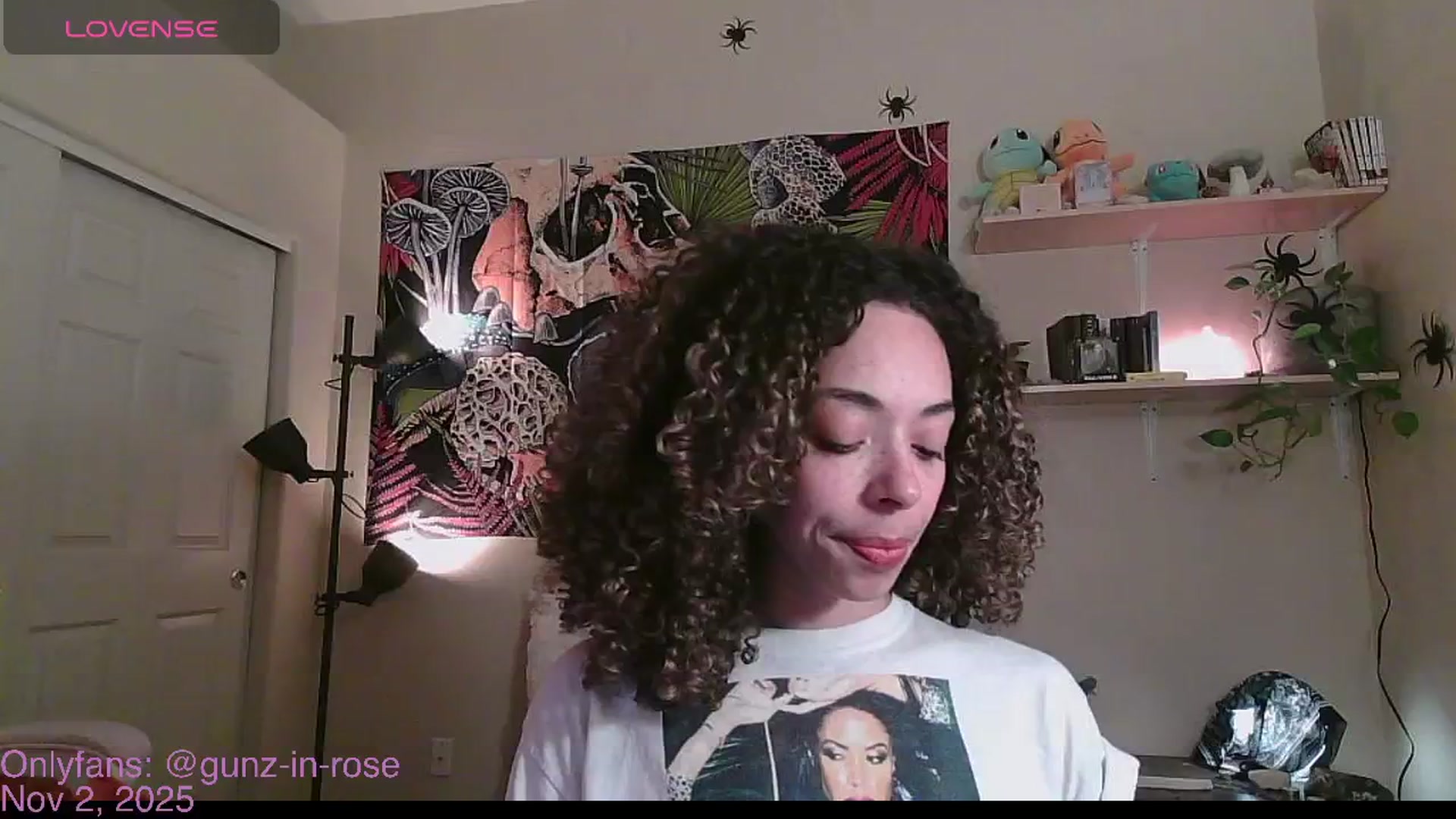 Gallery image thumbnail from kylierose's myfreecams stream on, 11/03/2025, 24:51 image 18 of 20