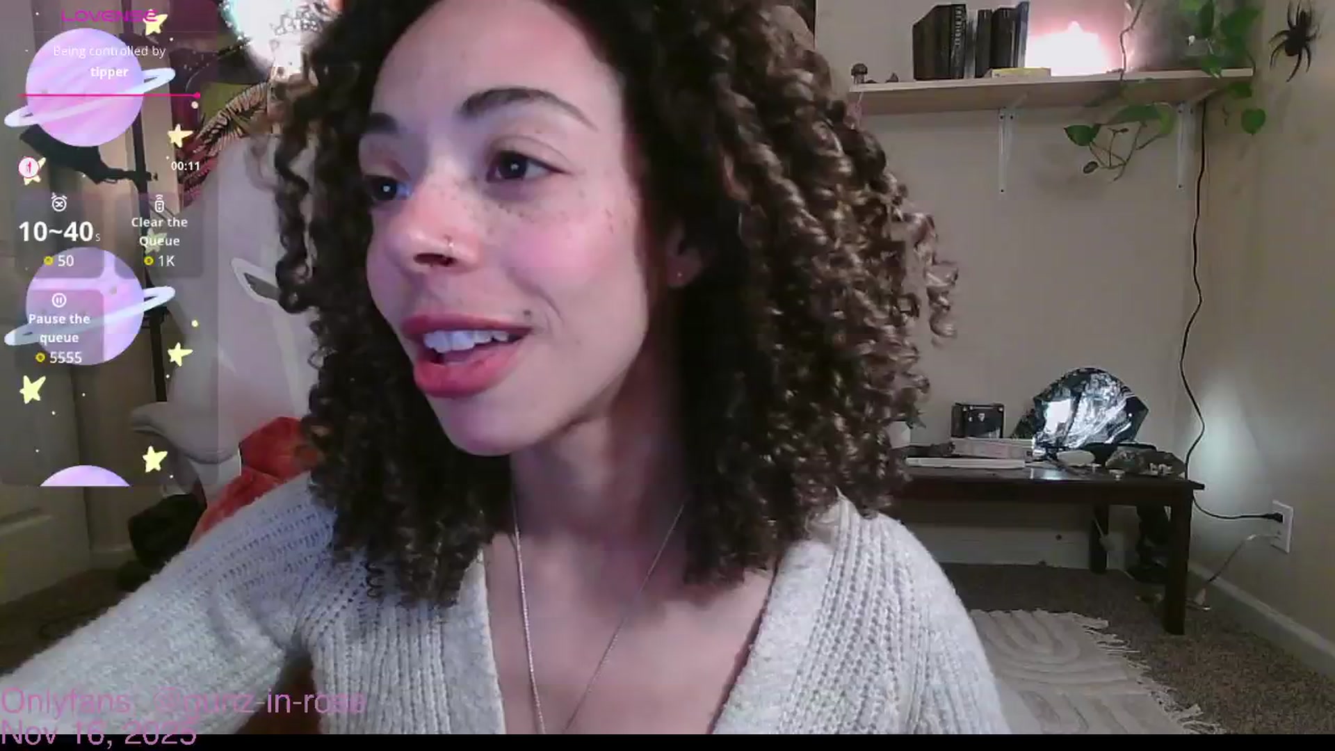Gallery image thumbnail from kylierose's myfreecams stream on, 11/16/2025, 19:13 image 16 of 20