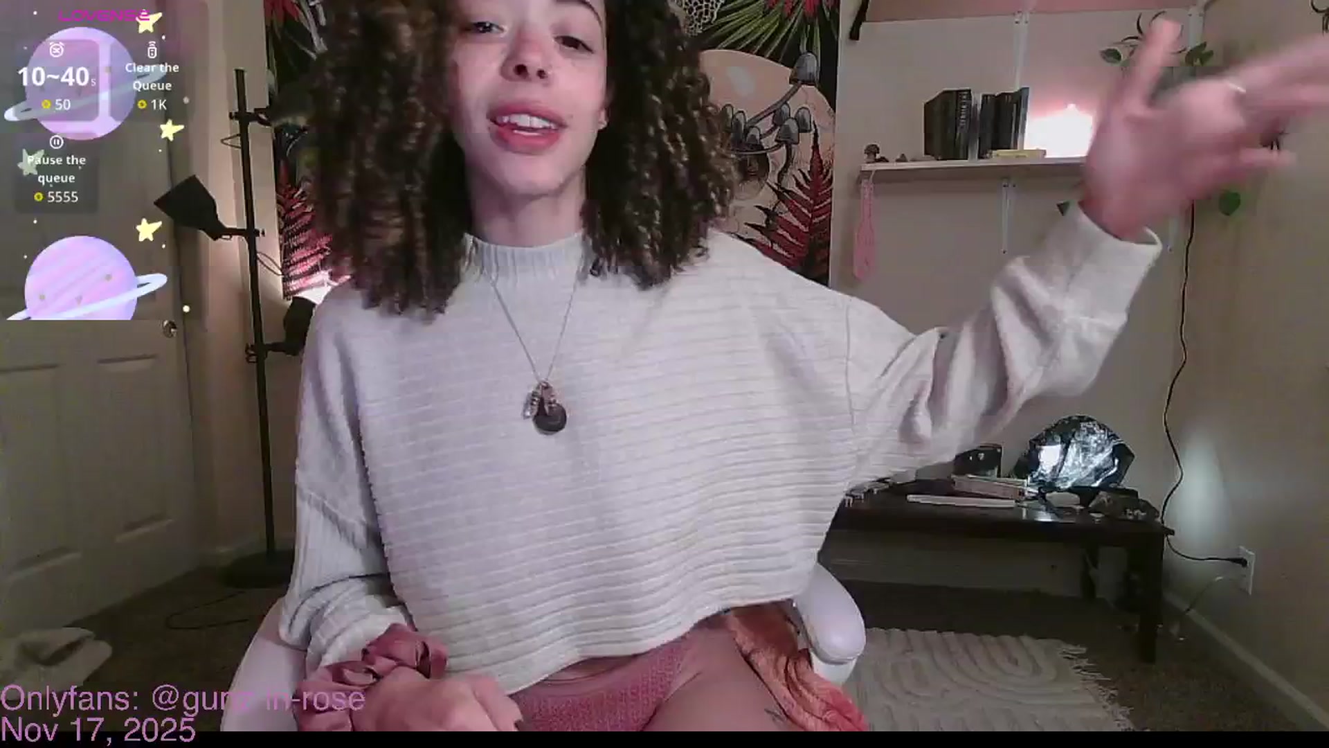 Gallery image thumbnail from kylierose's myfreecams stream on, 11/17/2025, 18:55 image 7 of 20