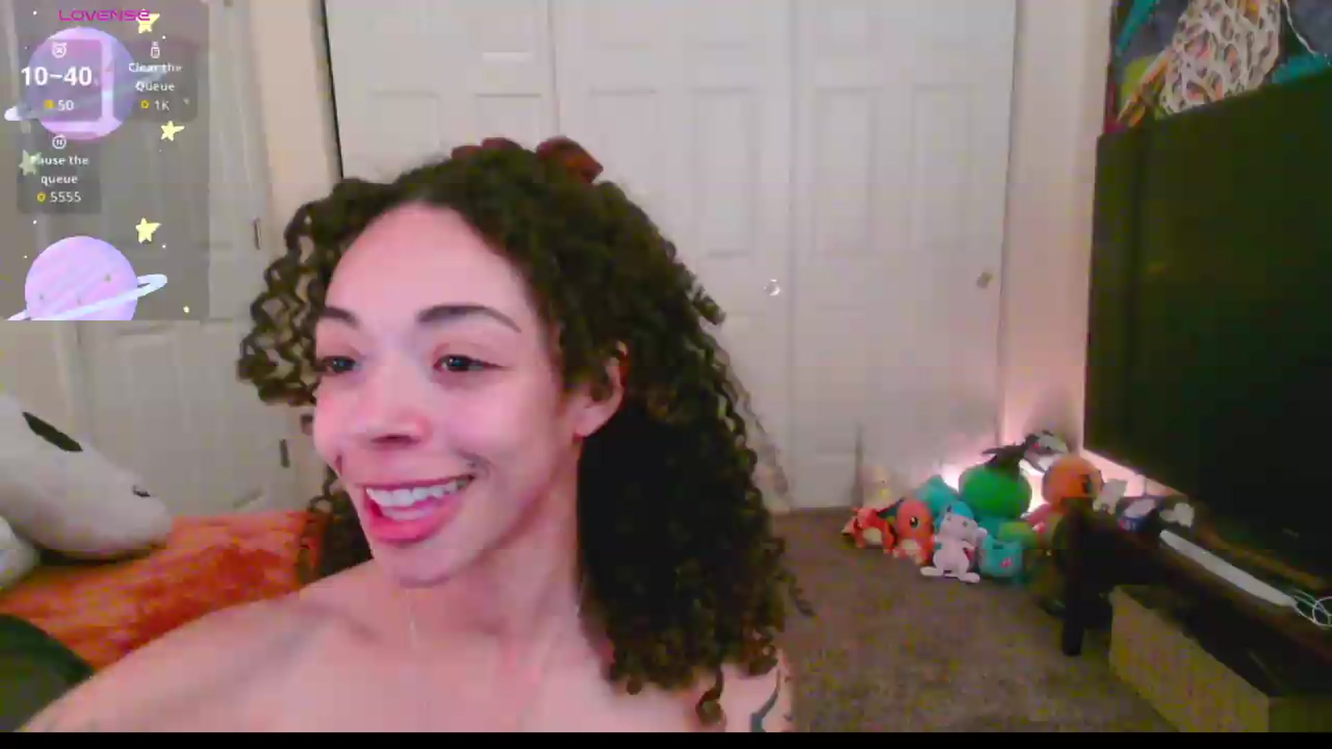 Gallery image thumbnail from kylierose's myfreecams stream on, 09/12/2026, 18:01 image 2 of 20