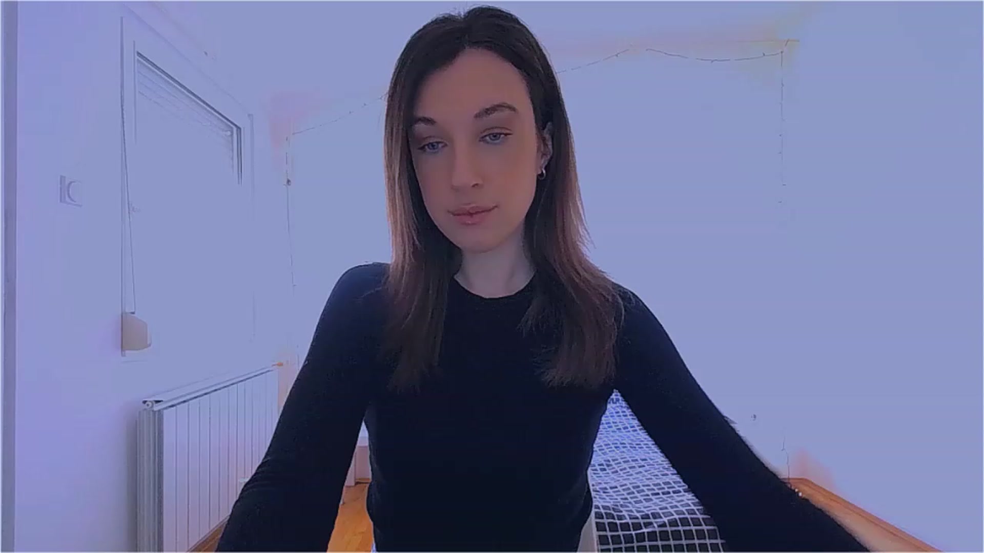 Gallery image thumbnail from lIIIviiu's myfreecams stream on, 03/25/2023, 12:45 image 4 of 20