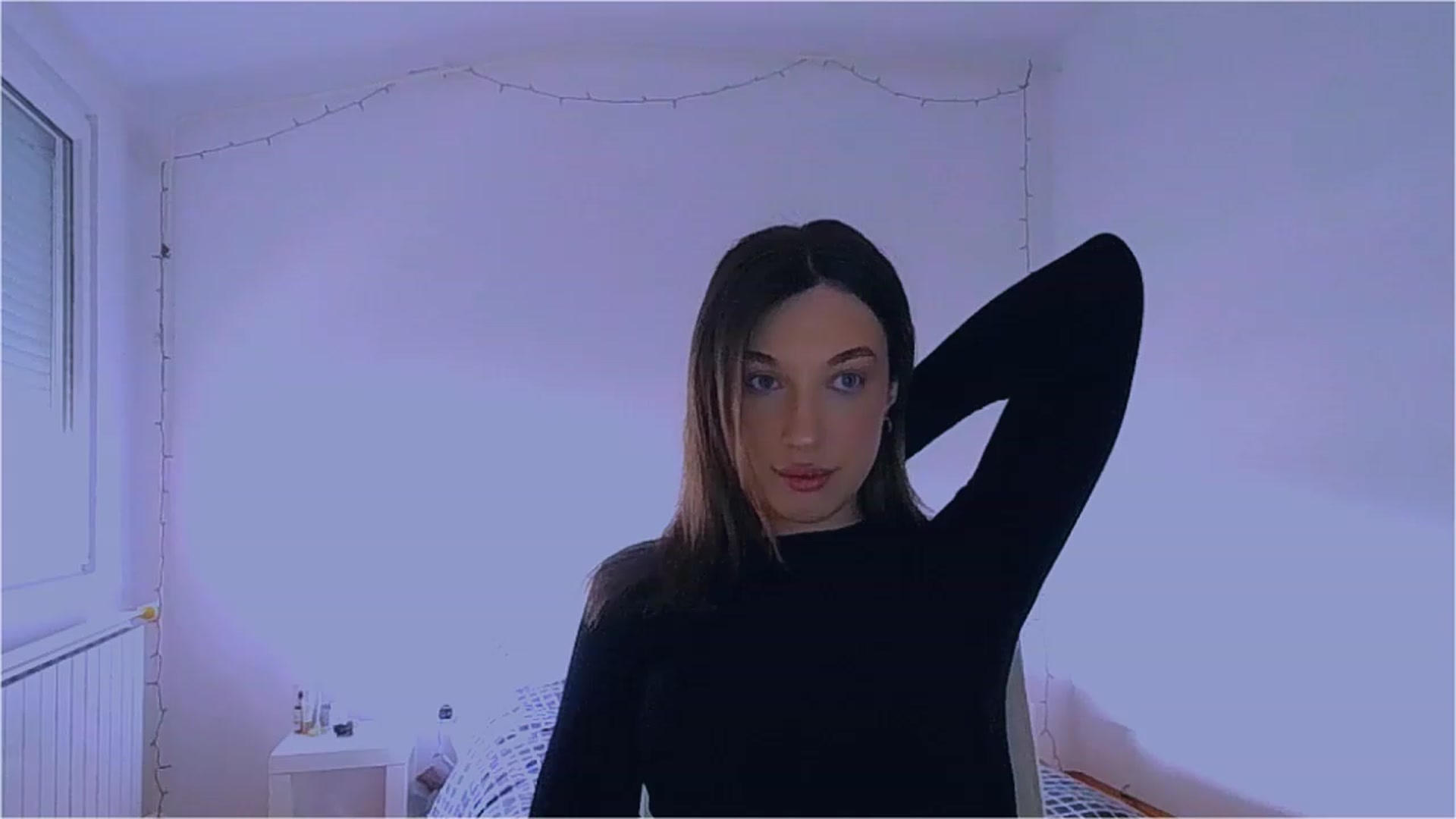 Gallery image thumbnail from lIIIviiu's myfreecams stream on, 03/30/2023, 11:50 image 14 of 20