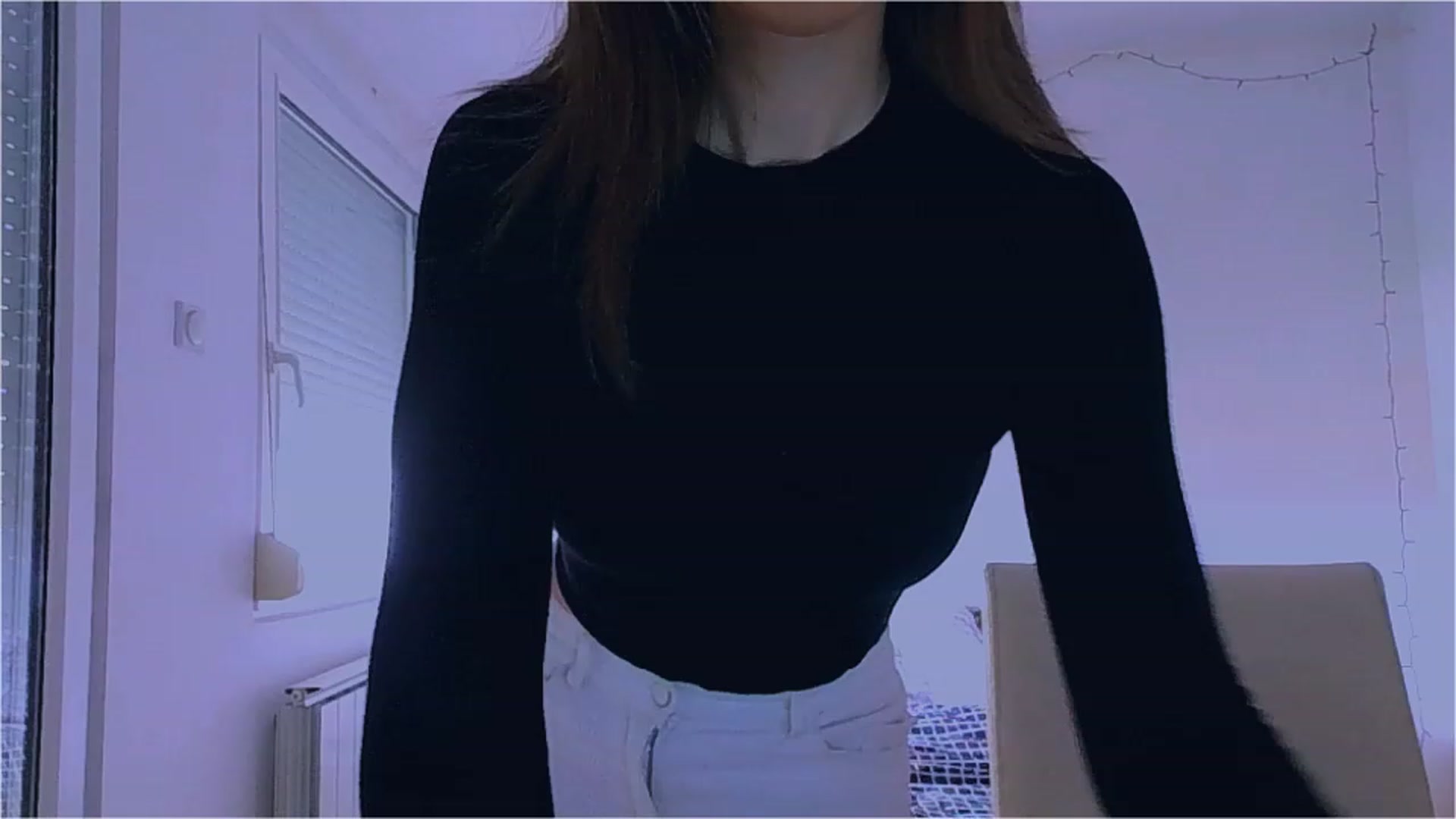 Gallery image thumbnail from lIIIviiu's myfreecams stream on, 03/30/2023, 11:50 image 10 of 20
