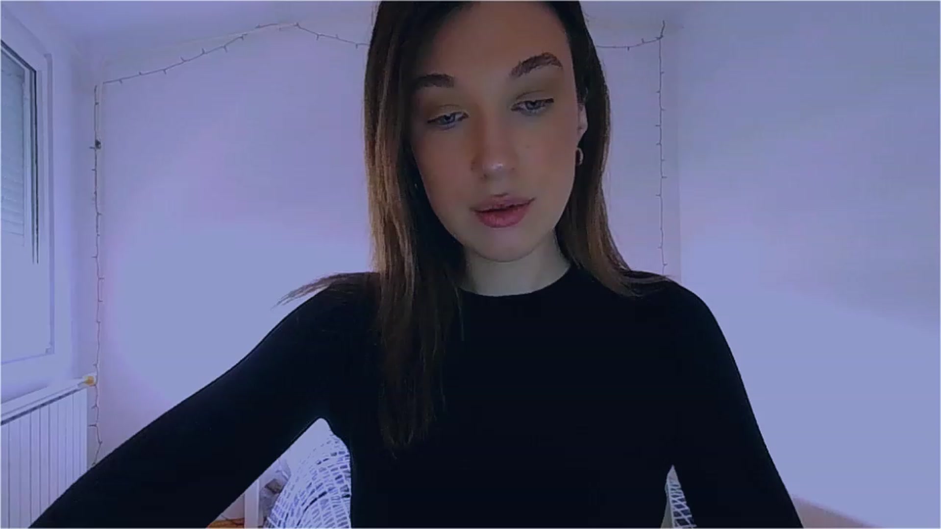 Gallery image thumbnail from lIIIviiu's myfreecams stream on, 03/30/2023, 11:50 image 12 of 20