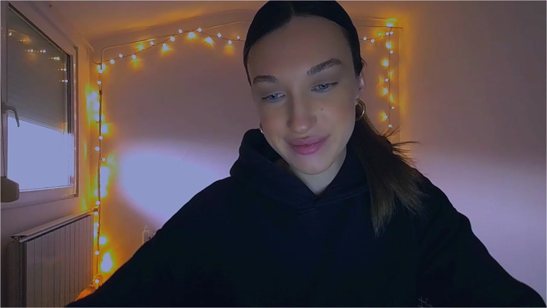 Gallery image thumbnail from lIIIviiu's myfreecams stream on, 04/07/2023, 14:51 image 1 of 20