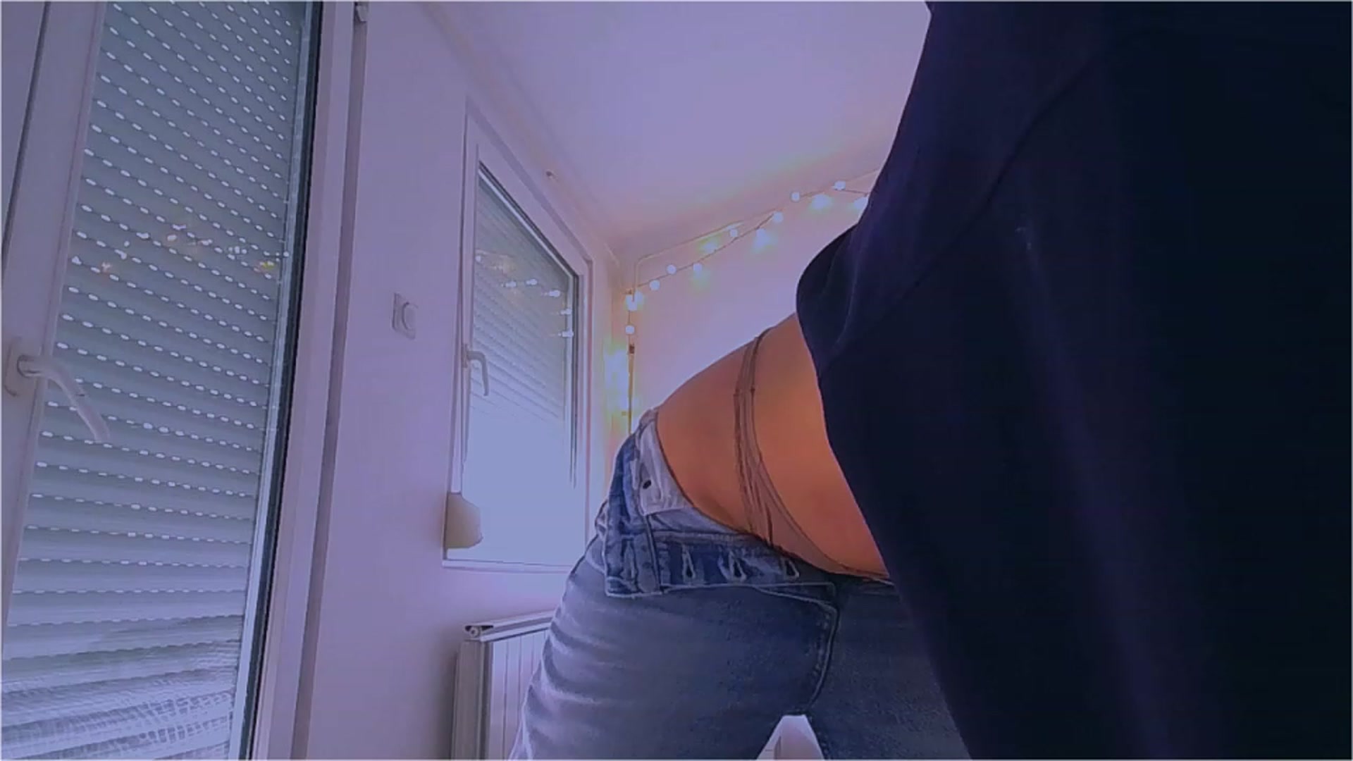 Gallery image thumbnail from lIIIviiu's myfreecams stream on, 04/08/2023, 11:31 image 14 of 20