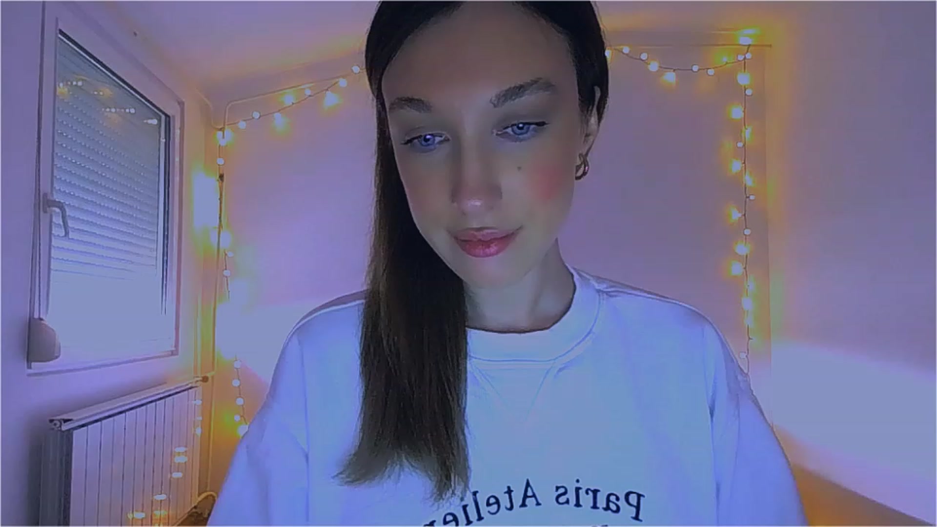Gallery image thumbnail from lIIIviiu's myfreecams stream on, 04/23/2023, 13:35 image 2 of 20