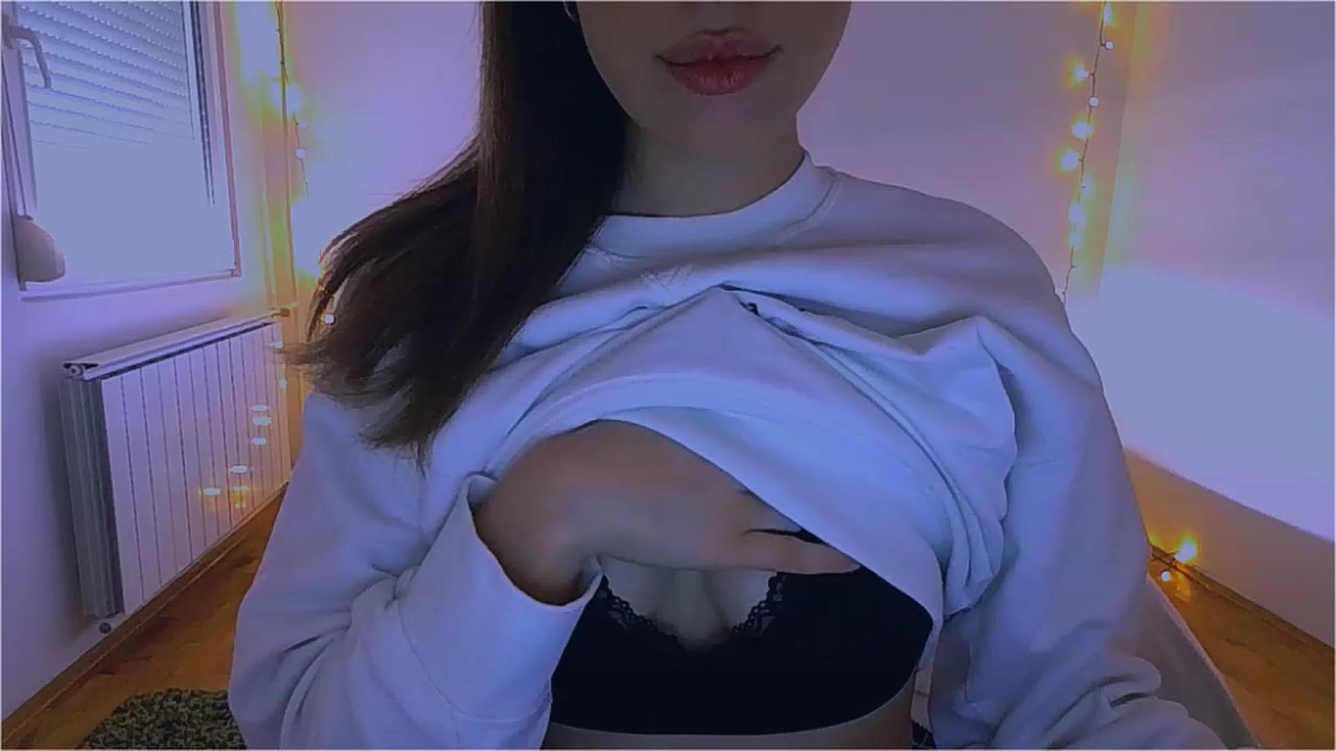 Gallery image thumbnail from lIIIviiu's myfreecams stream on, 04/23/2023, 13:35 image 3 of 20