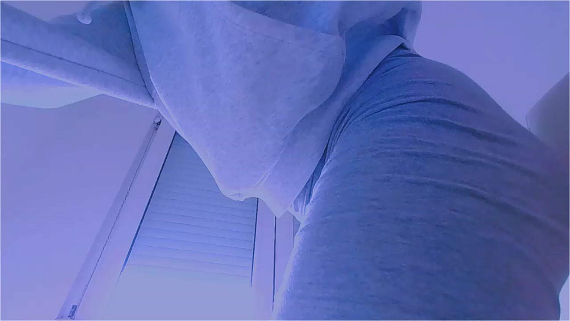 Gallery image thumbnail from lIIlIIum's myfreecams stream on, 12/01/2022, 14:38 image 8 of 20