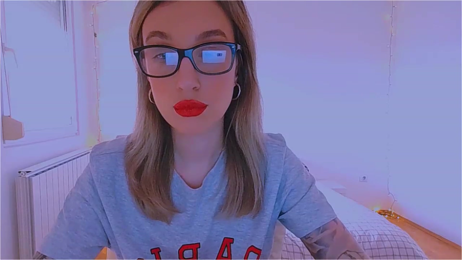 Gallery image thumbnail from lIIlIIum's myfreecams stream on, 12/03/2022, 14:06 image 18 of 20