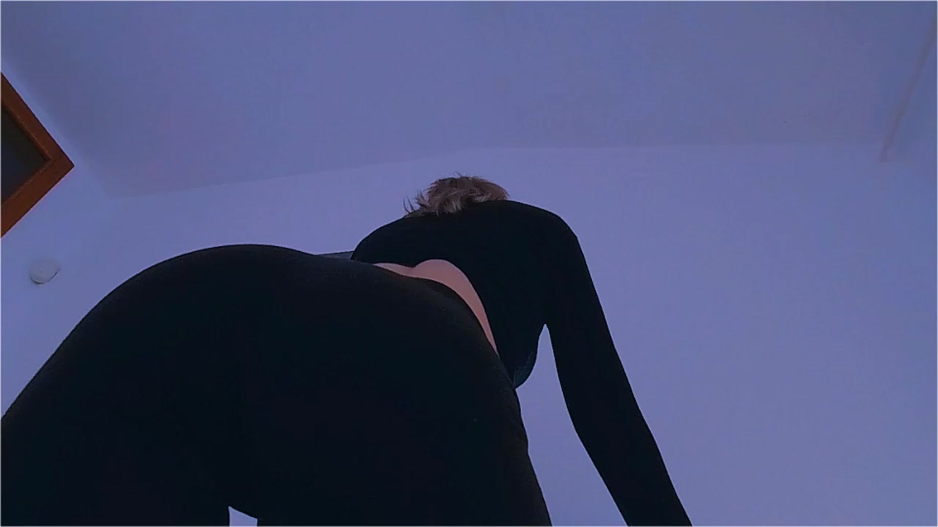 Gallery image thumbnail from lIIlIIum's myfreecams stream on, 12/06/2022, 11:33 image 5 of 20