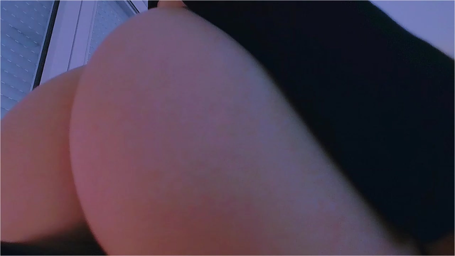 Gallery image thumbnail from lIIlIIum's myfreecams stream on, 12/06/2022, 12:52 image 20 of 20
