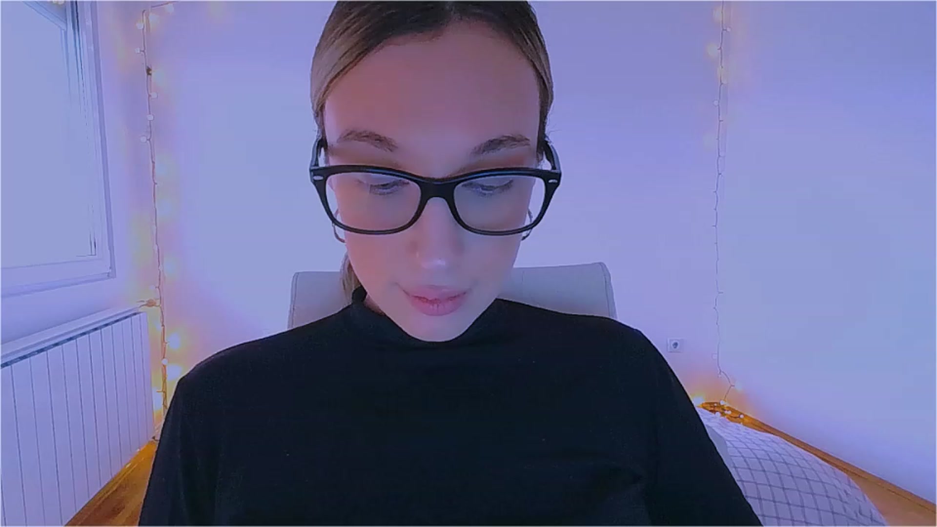 Gallery image thumbnail from lIIlIIum's myfreecams stream on, 12/06/2022, 12:52 image 15 of 20
