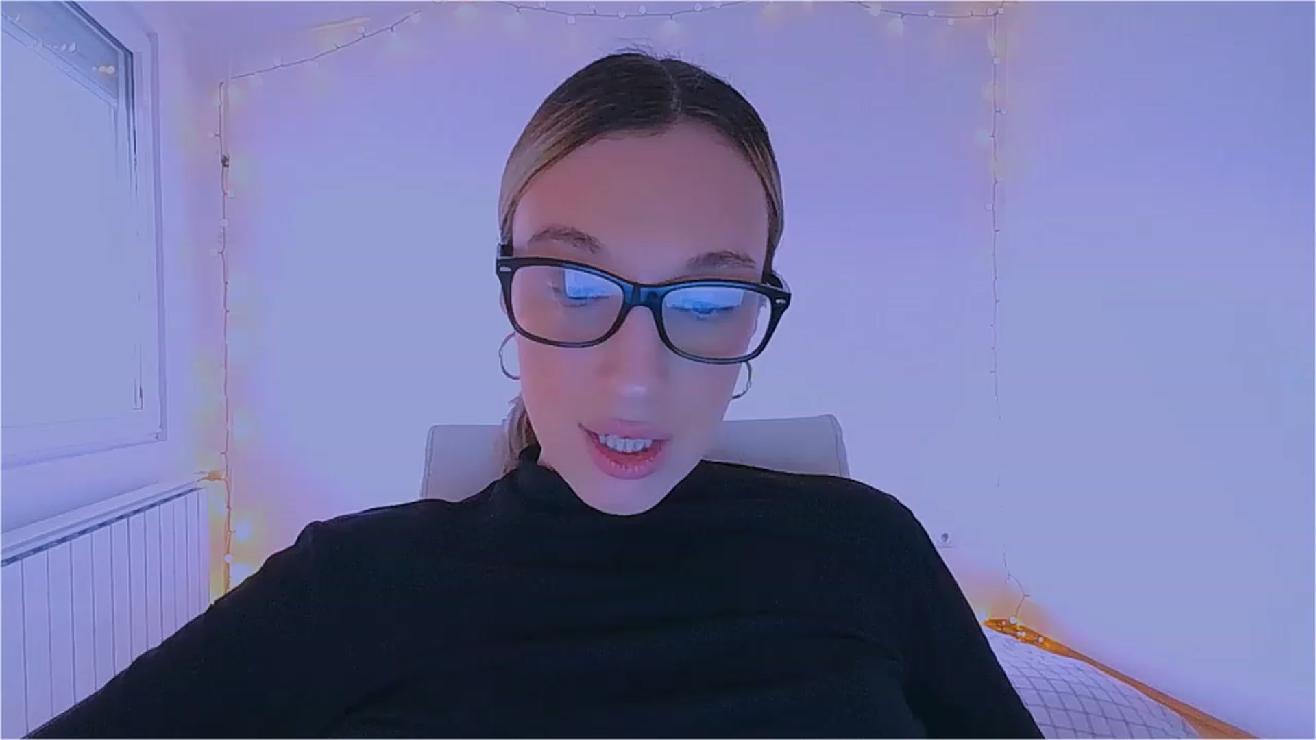 Gallery image thumbnail from lIIlIIum's myfreecams stream on, 12/06/2022, 12:52 image 14 of 20