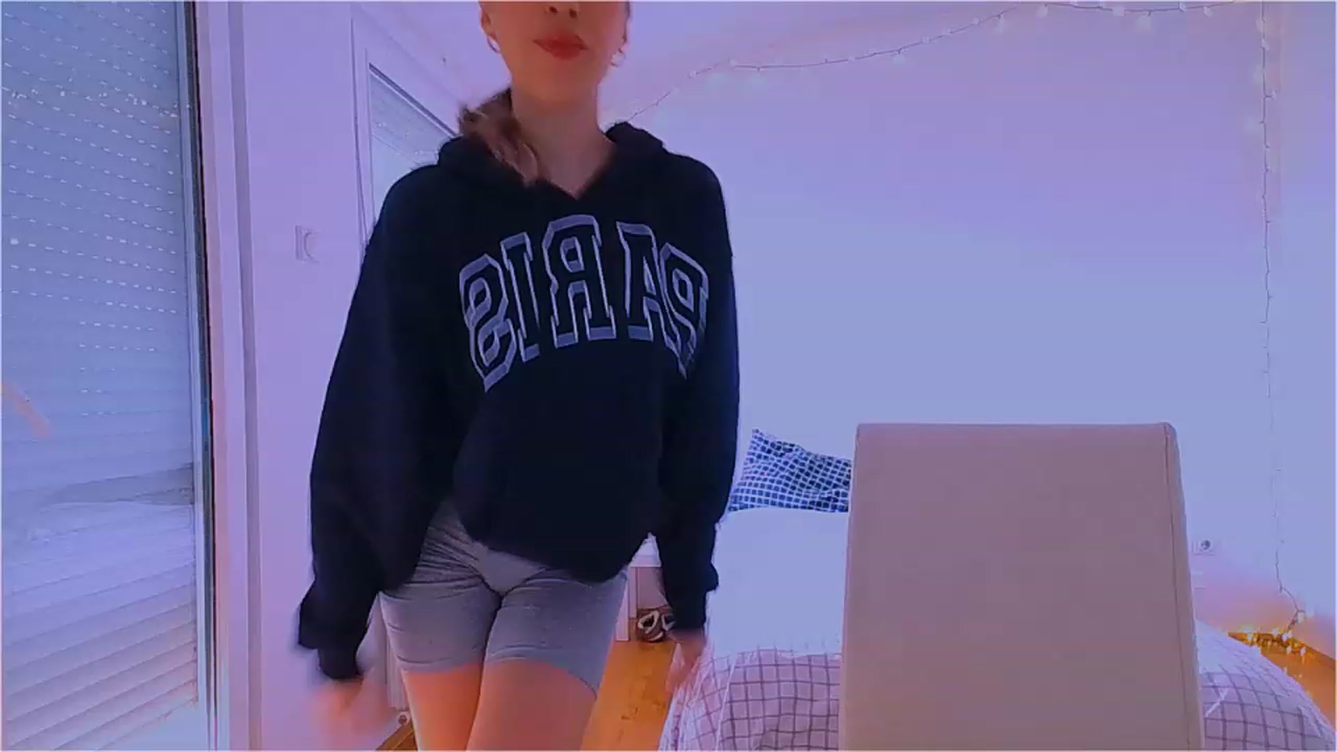 Gallery image thumbnail from lIIlIIum's myfreecams stream on, 12/19/2022, 13:00 image 13 of 20