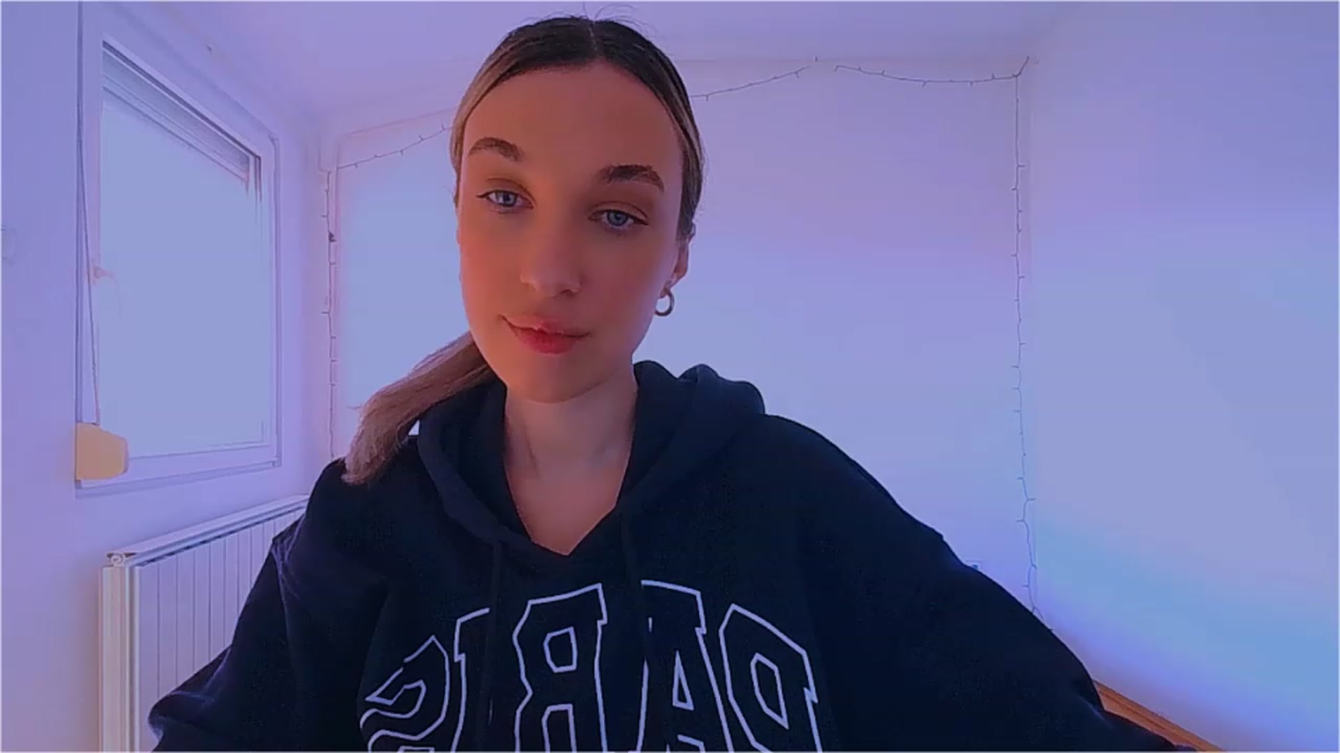 Gallery image thumbnail from lIIlIIum's myfreecams stream on, 12/23/2022, 13:55 image 1 of 20