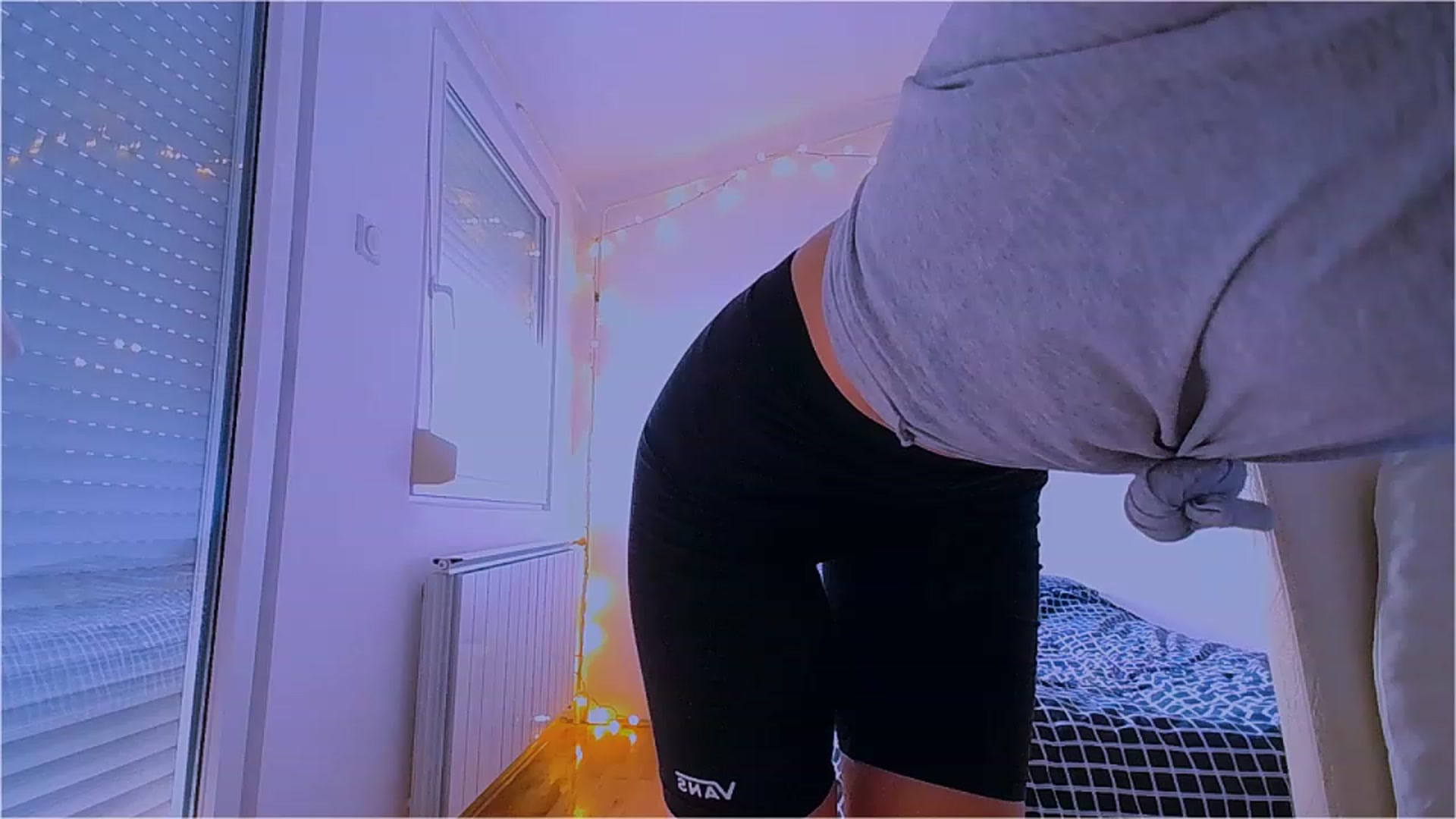 Gallery image thumbnail from lIIlIIum's myfreecams stream on, 12/30/2022, 13:12 image 12 of 20