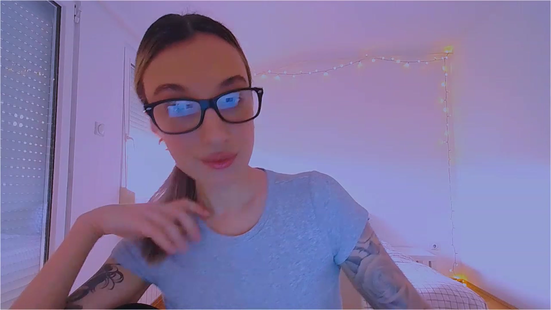 Gallery image thumbnail from lIIlIIum's myfreecams stream on, 01/06/2023, 13:17 image 20 of 20