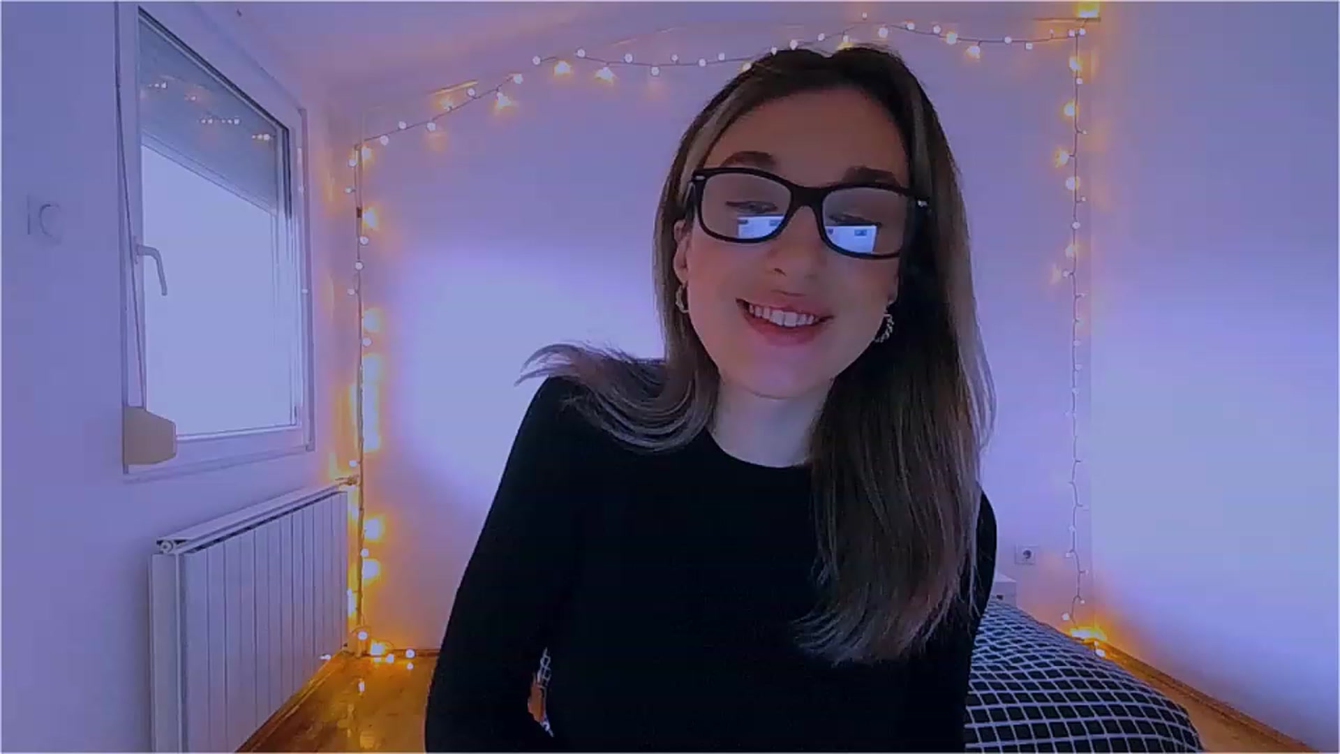 Gallery image thumbnail from lIIlIIum's myfreecams stream on, 01/09/2023, 13:00 image 19 of 20