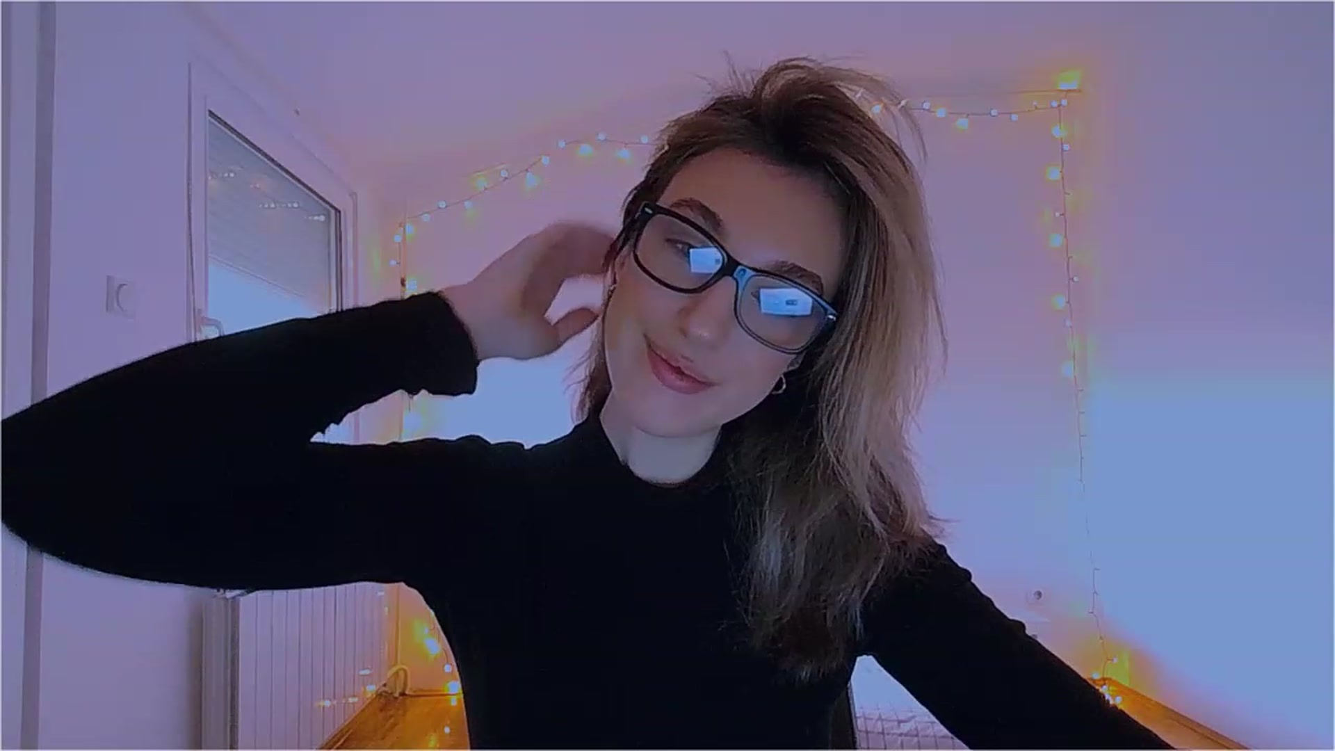 Gallery image thumbnail from lIIlIIum's myfreecams stream on, 01/15/2023, 15:11 image 17 of 20