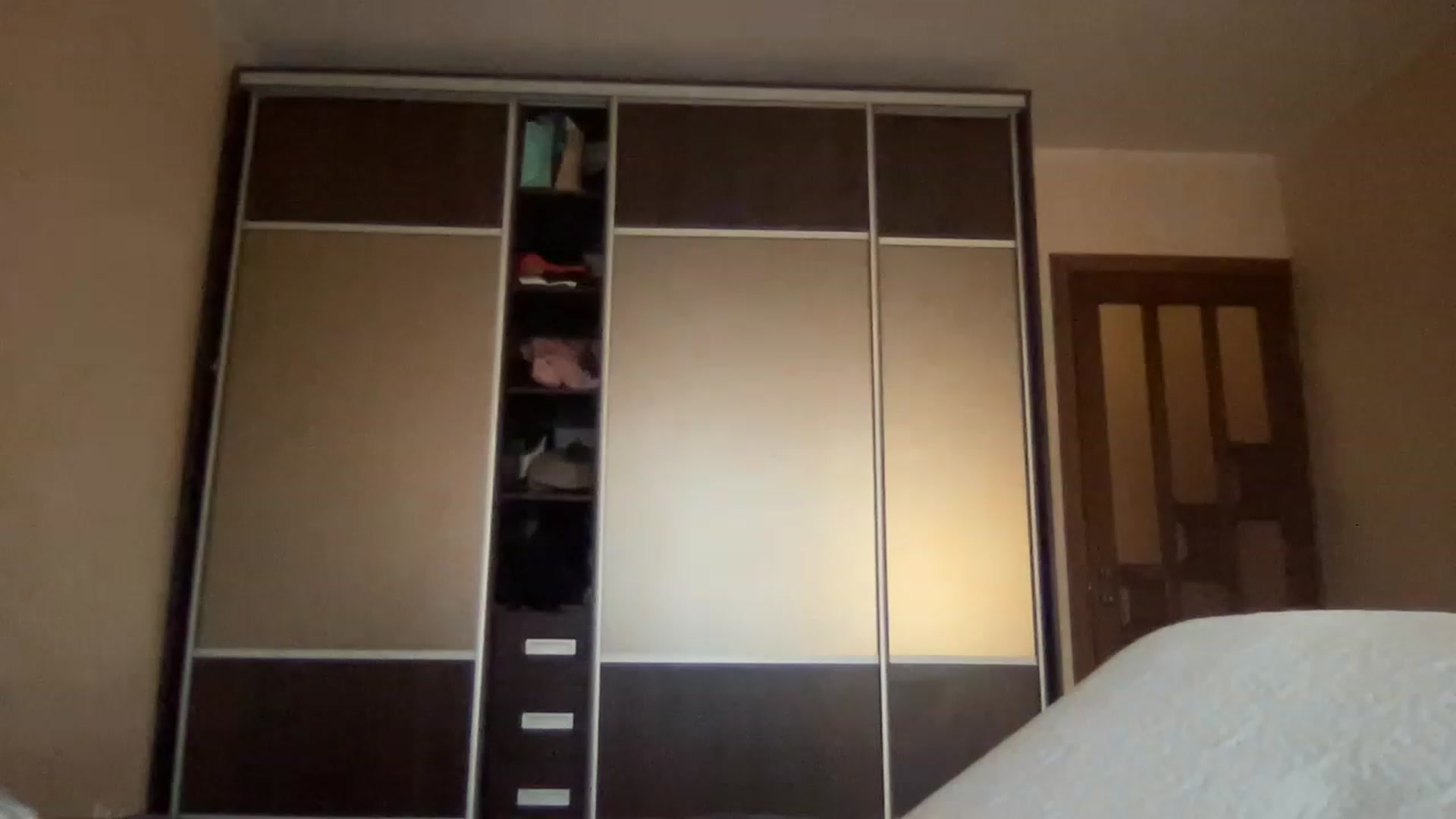 Gallery image thumbnail from lNesquikim's myfreecams stream on, 12/10/2022, 07:45 image 4 of 20