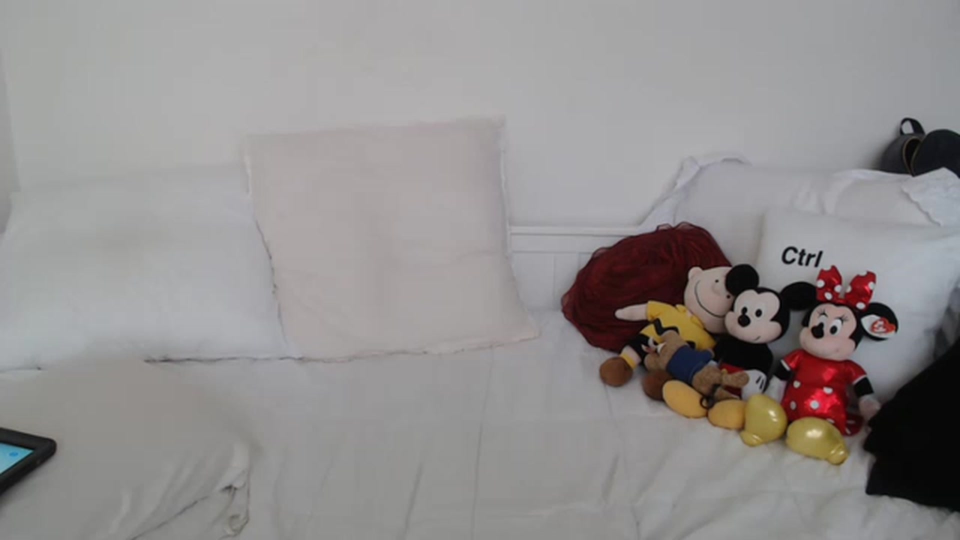 Gallery image thumbnail from lPEEPl's myfreecams stream on, 12/01/2022, 21:40 image 6 of 20