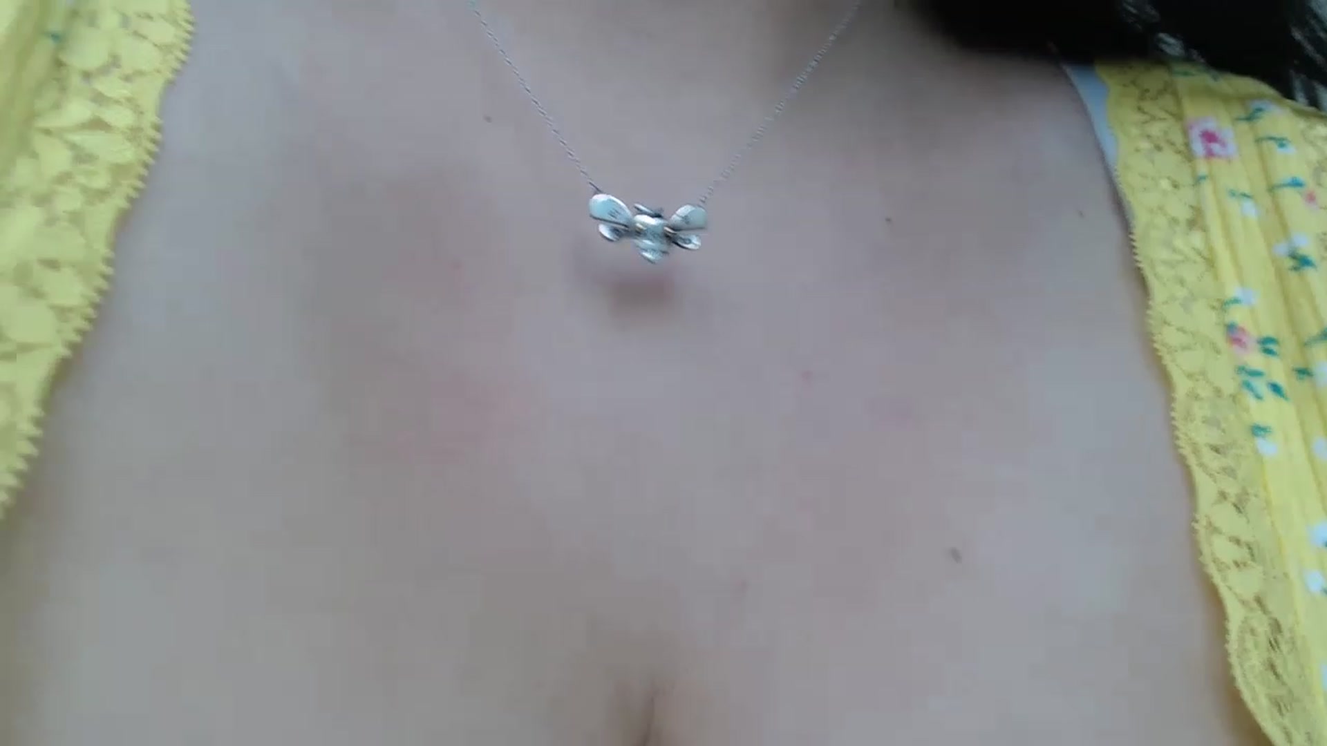 Gallery image thumbnail from lPEEPl's myfreecams stream on, 04/16/2023, 19:52 image 17 of 20