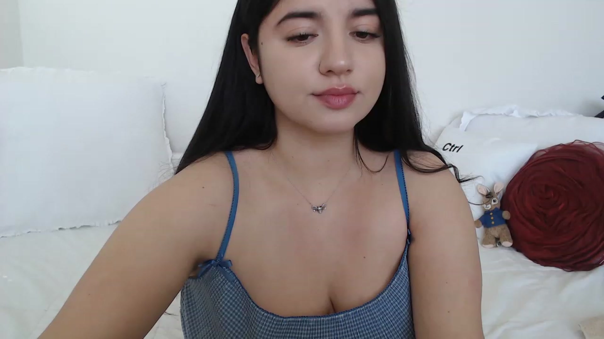 Gallery image thumbnail from lPEEPl's myfreecams stream on, 05/06/2023, 18:15 image 2 of 20