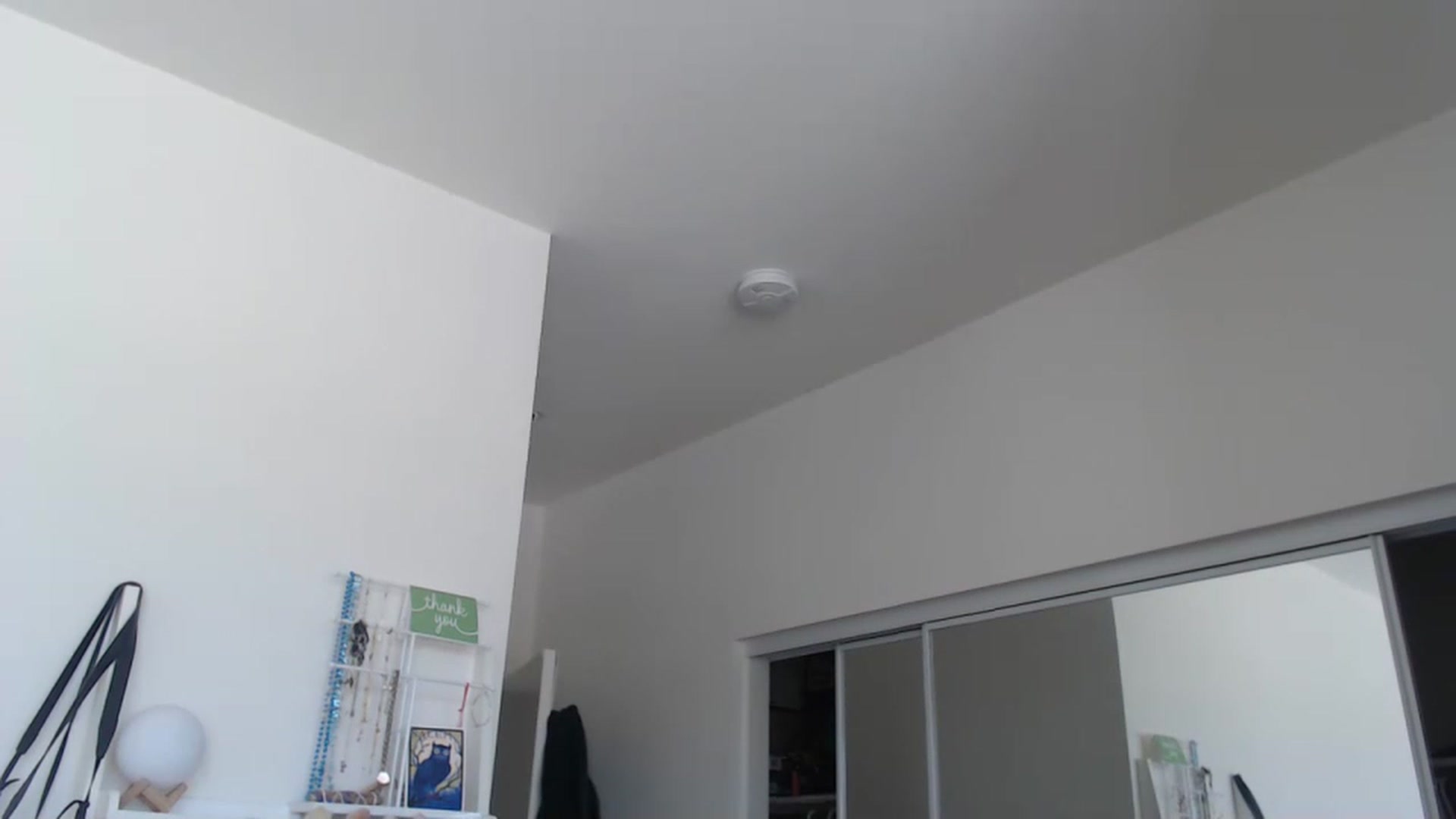 Gallery image thumbnail from lPEEPl's myfreecams stream on, 05/27/2023, 22:10 image 7 of 20