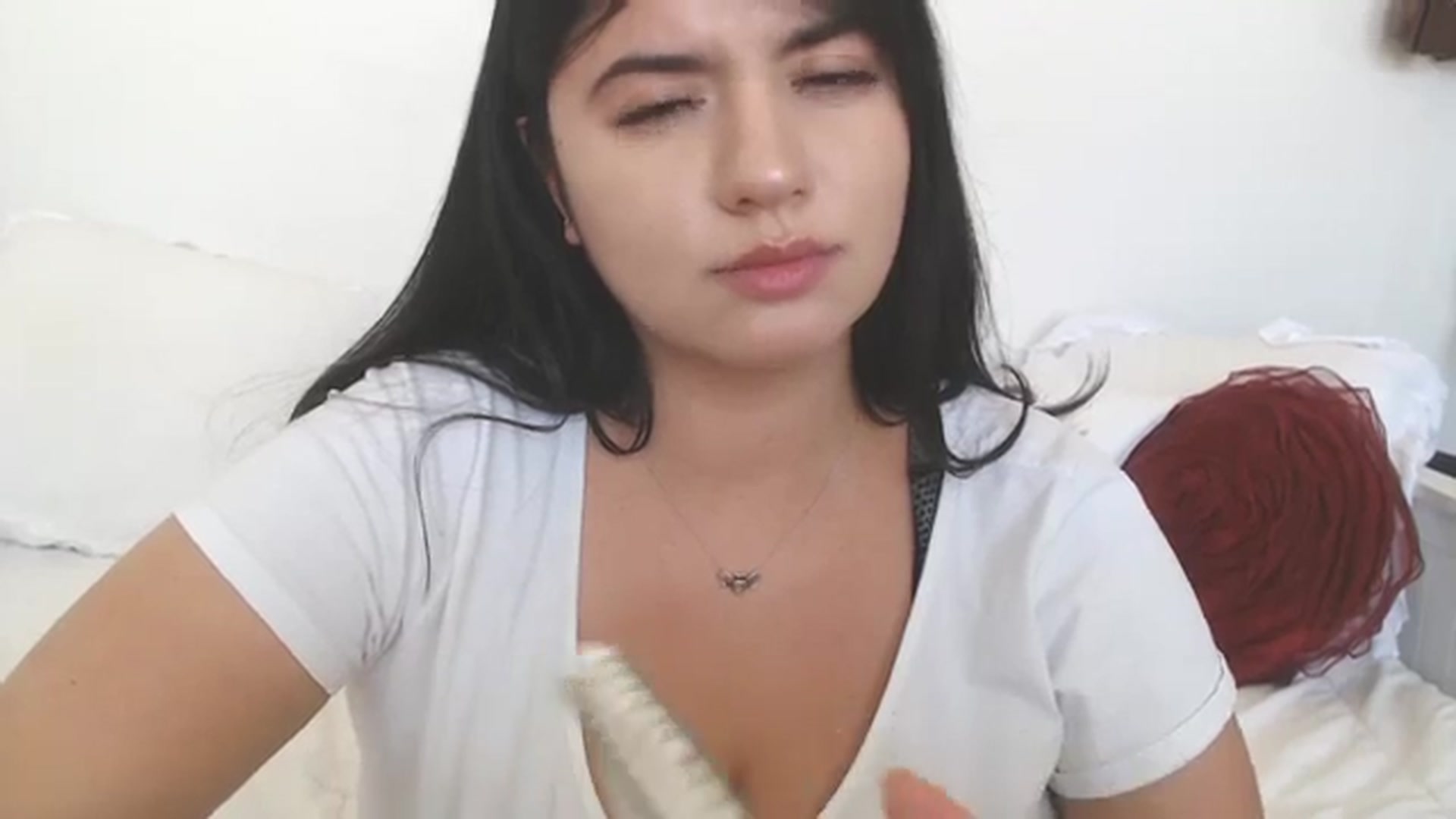 Gallery image thumbnail from lPEEPl's myfreecams stream on, 08/27/2023, 23:28 image 8 of 20