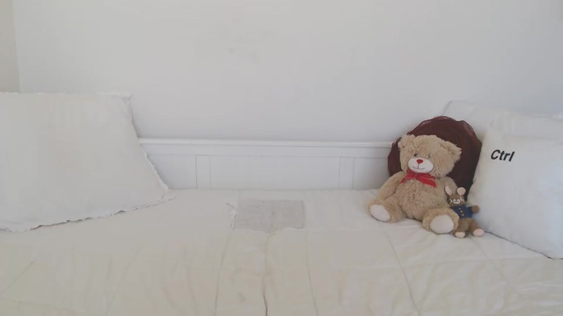 Gallery image thumbnail from lPEEPl's myfreecams stream on, 09/04/2023, 21:49 image 20 of 20