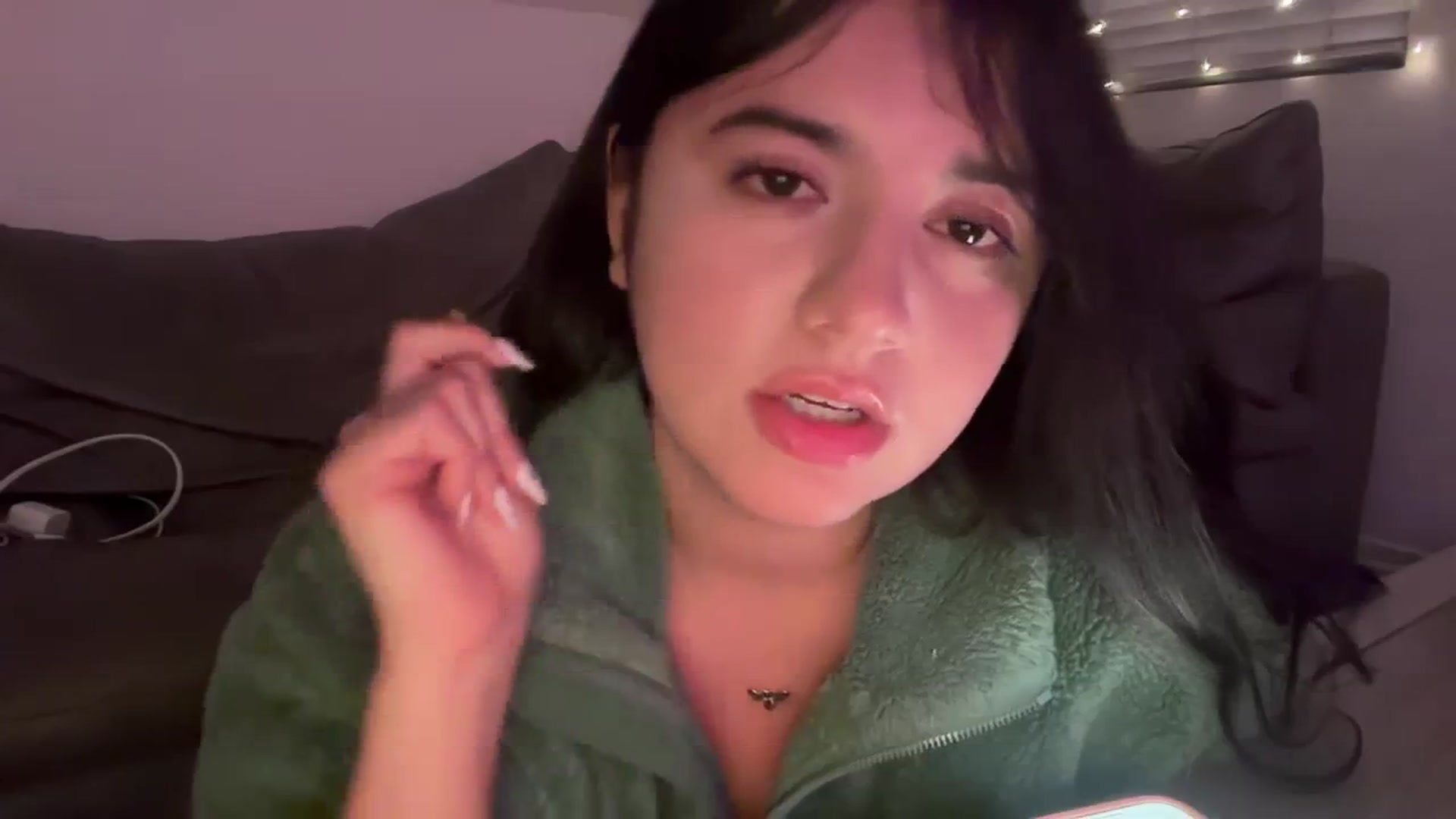 Gallery image thumbnail from lPEEPl's myfreecams stream on, 11/24/2023, 05:13 image 11 of 20