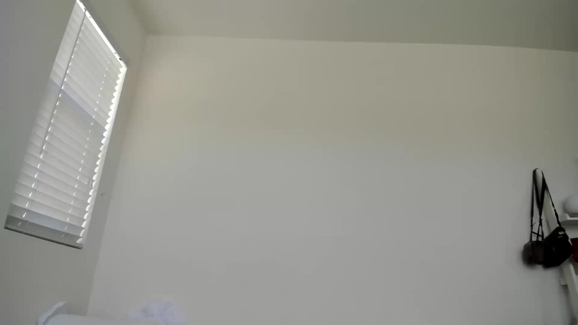 Gallery image thumbnail from lPEEPl's myfreecams stream on, 04/29/2025, 23:08 image 10 of 20