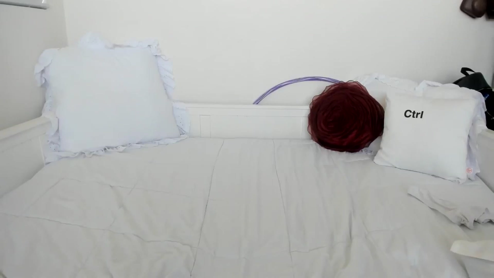 Gallery image thumbnail from lPEEPl's myfreecams stream on, 07/18/2025, 22:43 image 7 of 20