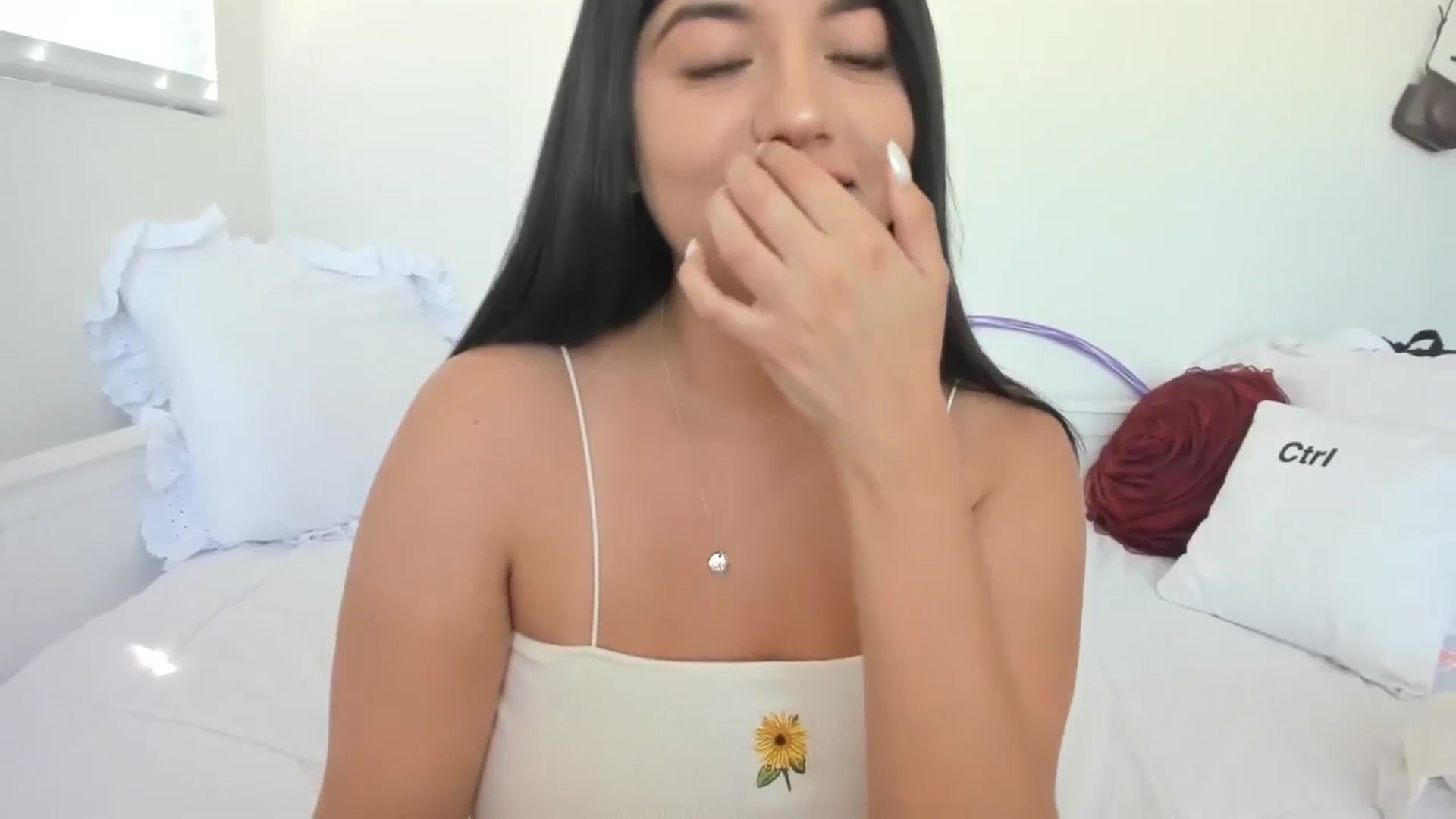 Gallery image thumbnail from lPEEPl's myfreecams stream on, 08/08/2025, 19:50 image 3 of 20
