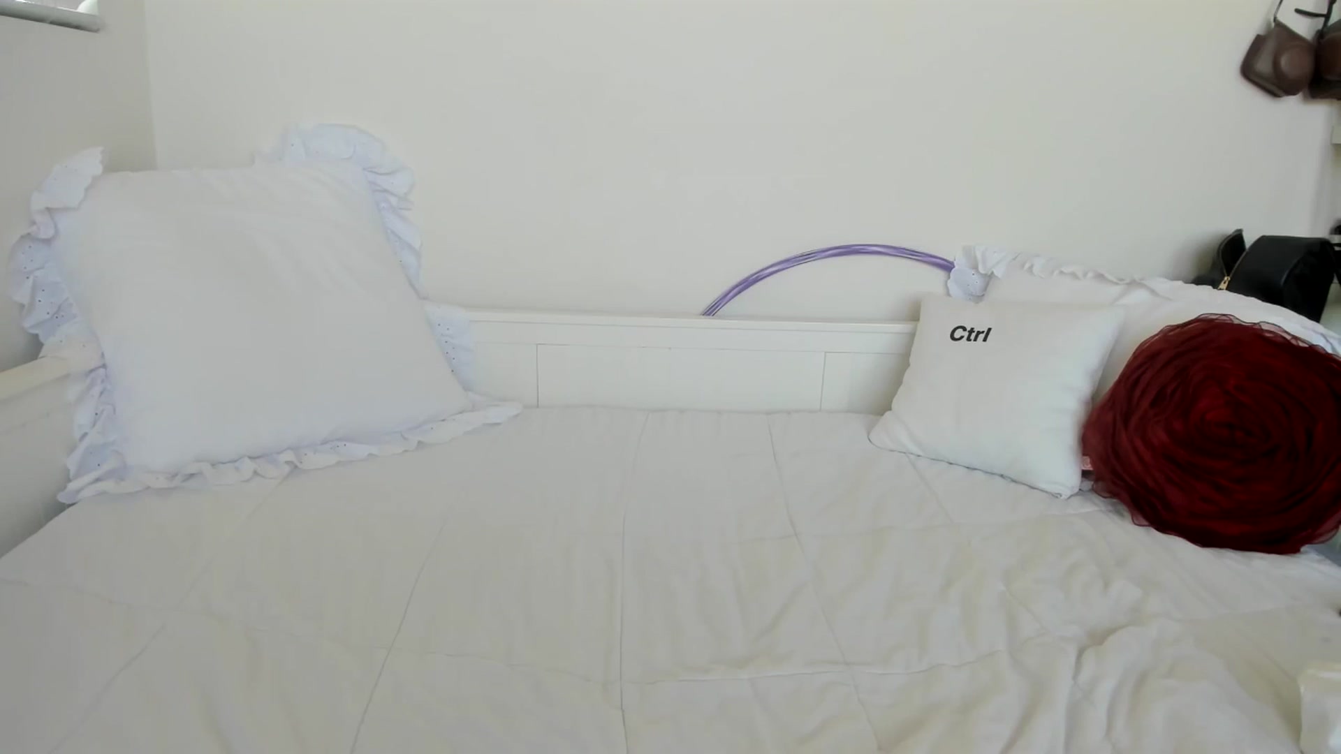 Gallery image thumbnail from lPEEPl's myfreecams stream on, 10/06/2025, 23:23 image 20 of 20