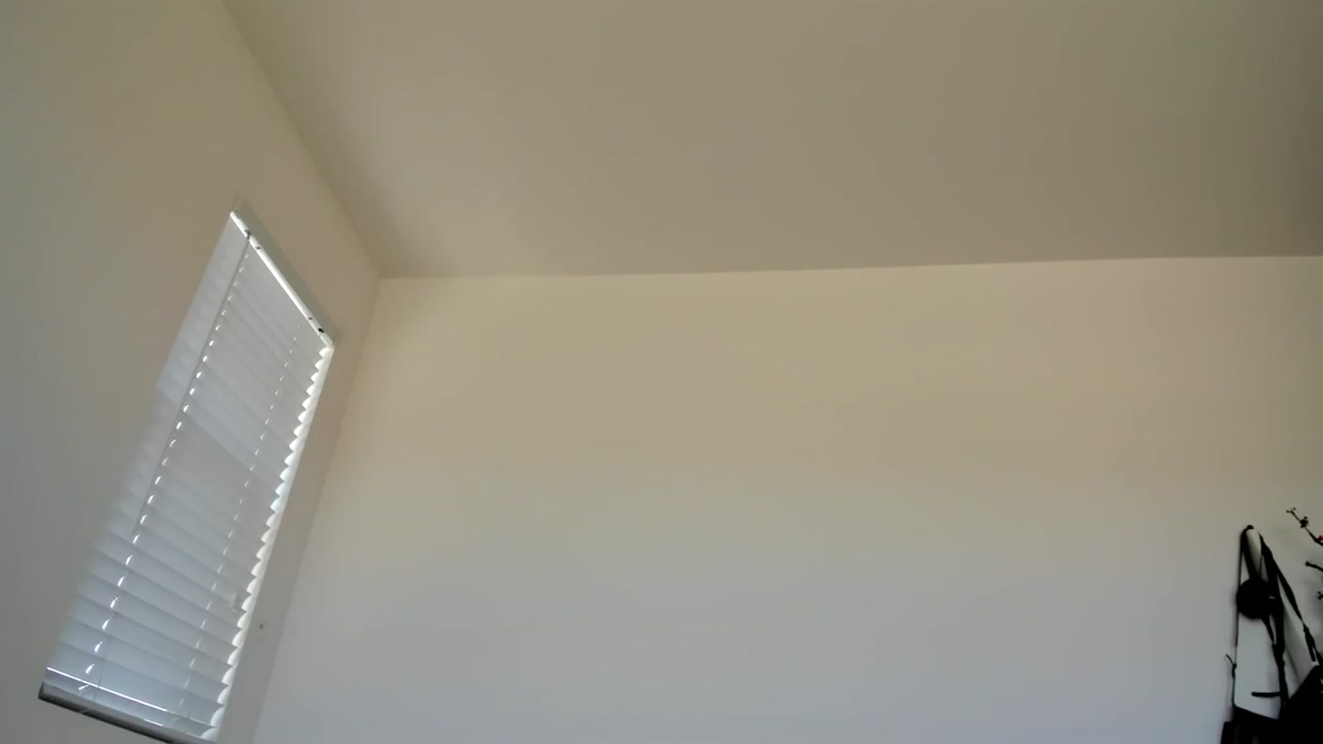 Gallery image thumbnail from lPEEPl's myfreecams stream on, 10/07/2025, 18:54 image 6 of 20