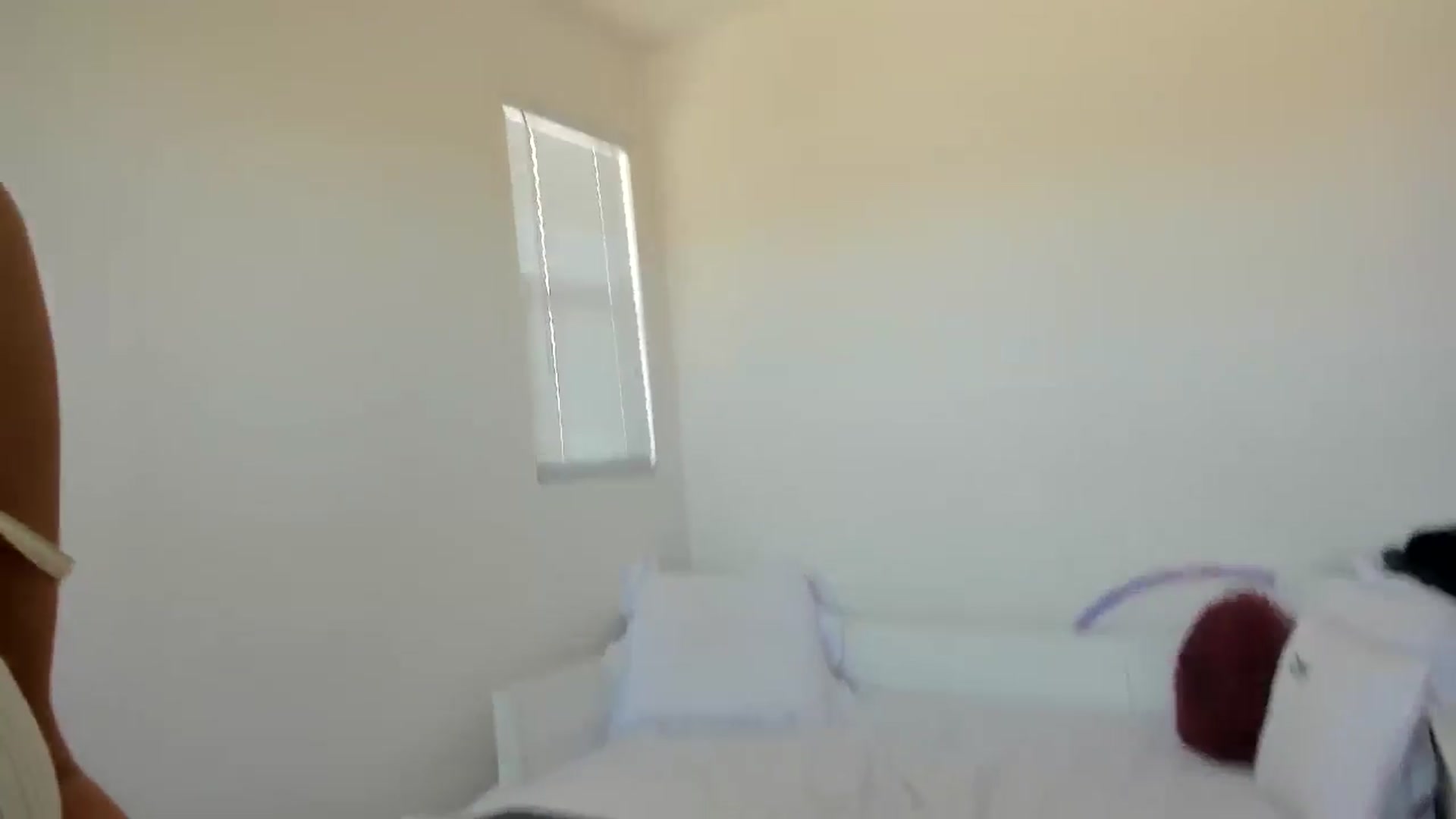 Gallery image thumbnail from lPEEPl's myfreecams stream on, 11/13/2025, 19:39 image 9 of 20