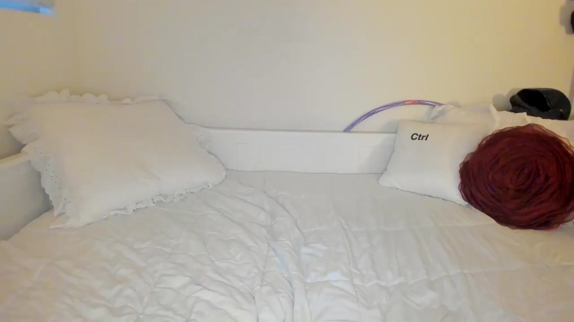 Gallery image thumbnail from lPEEPl's myfreecams stream on, 11/18/2025, 01:21 image 13 of 20