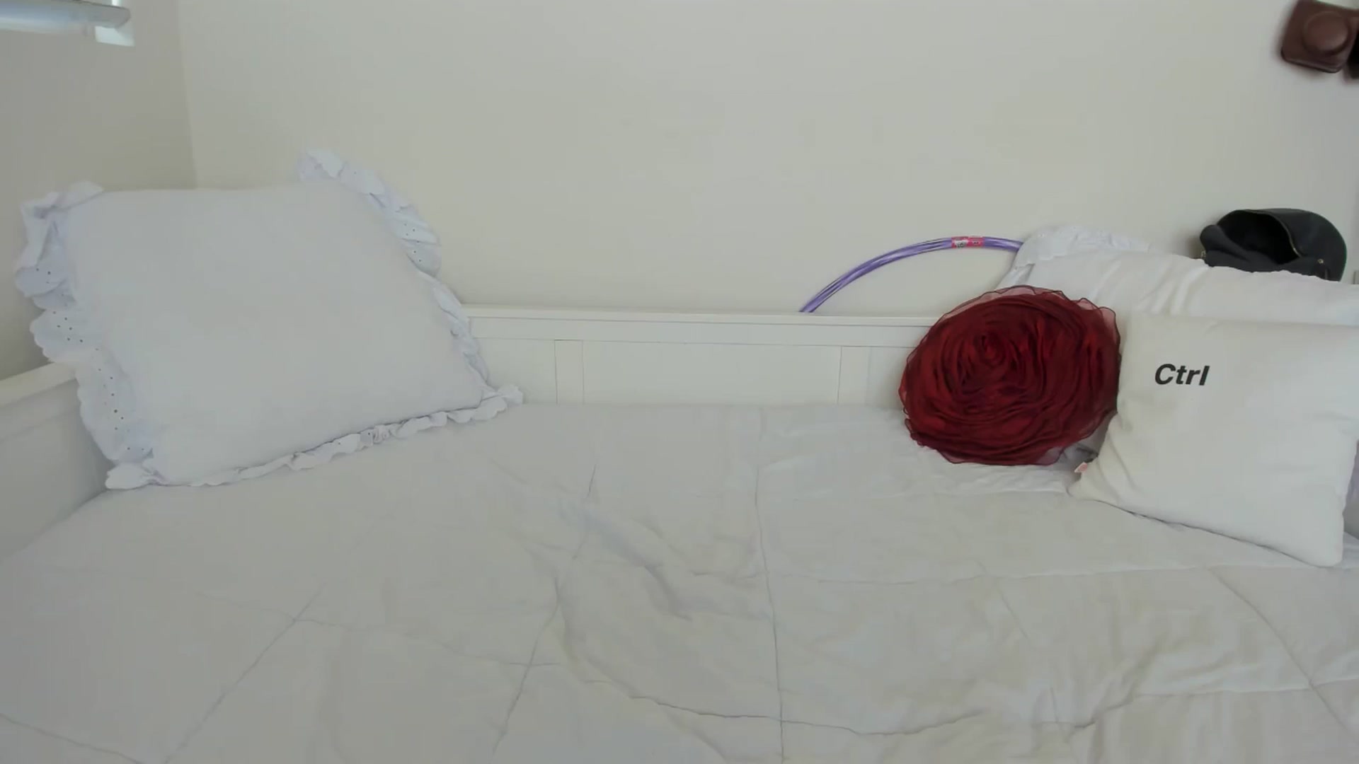 Gallery image thumbnail from lPEEPl's myfreecams stream on, 11/20/2025, 20:17 image 1 of 20