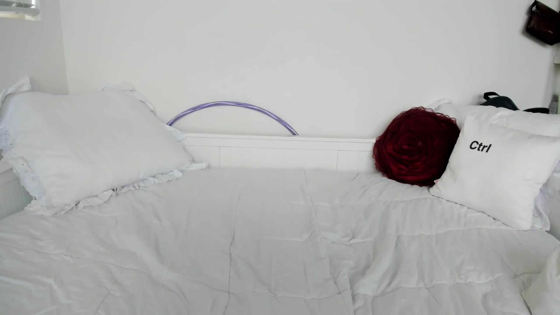 Gallery image thumbnail from lPEEPl's myfreecams stream on, 04/13/2026, 19:34 image 5 of 20