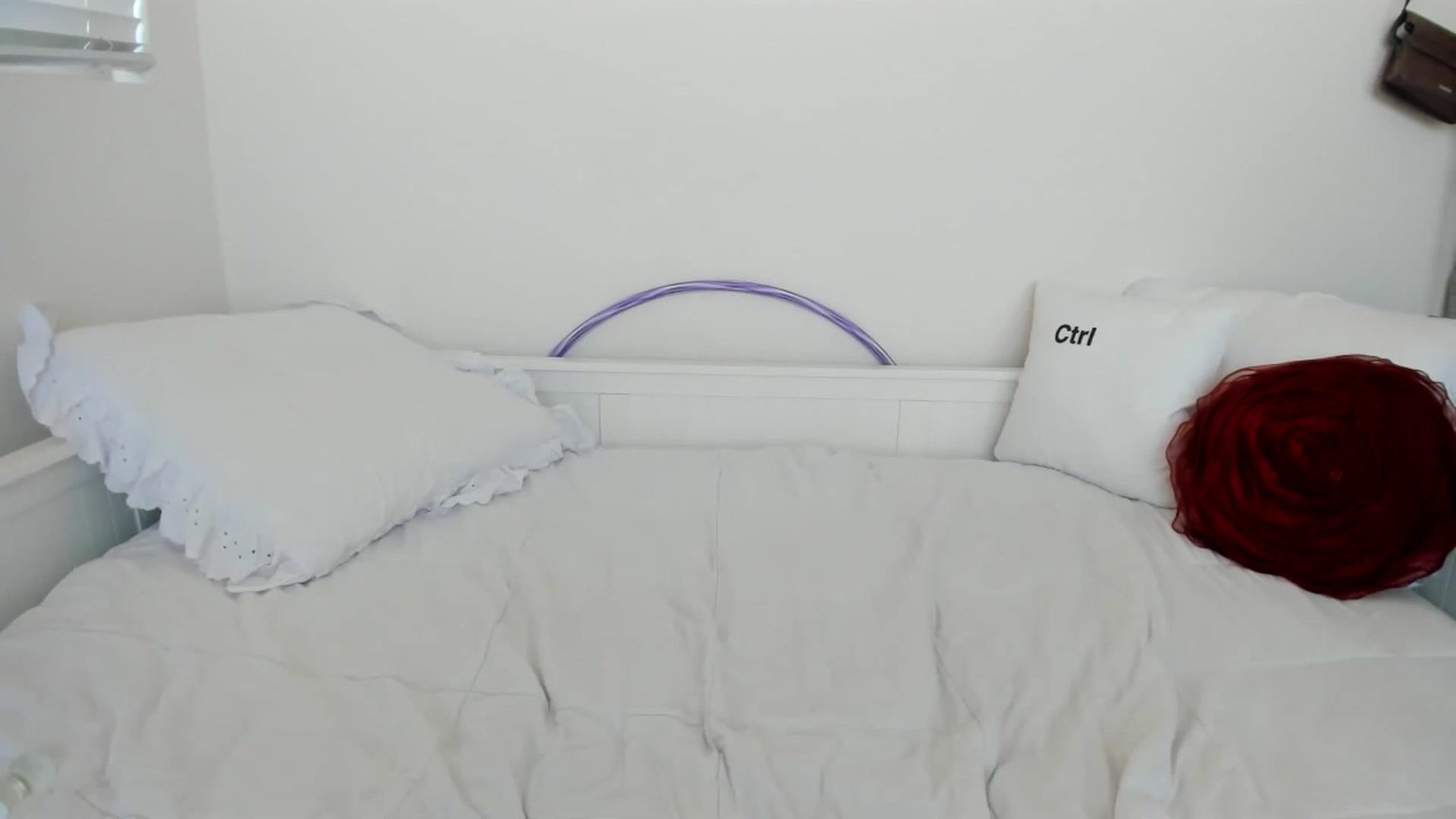 Gallery image thumbnail from lPEEPl's myfreecams stream on, 04/24/2026, 20:59 image 8 of 20